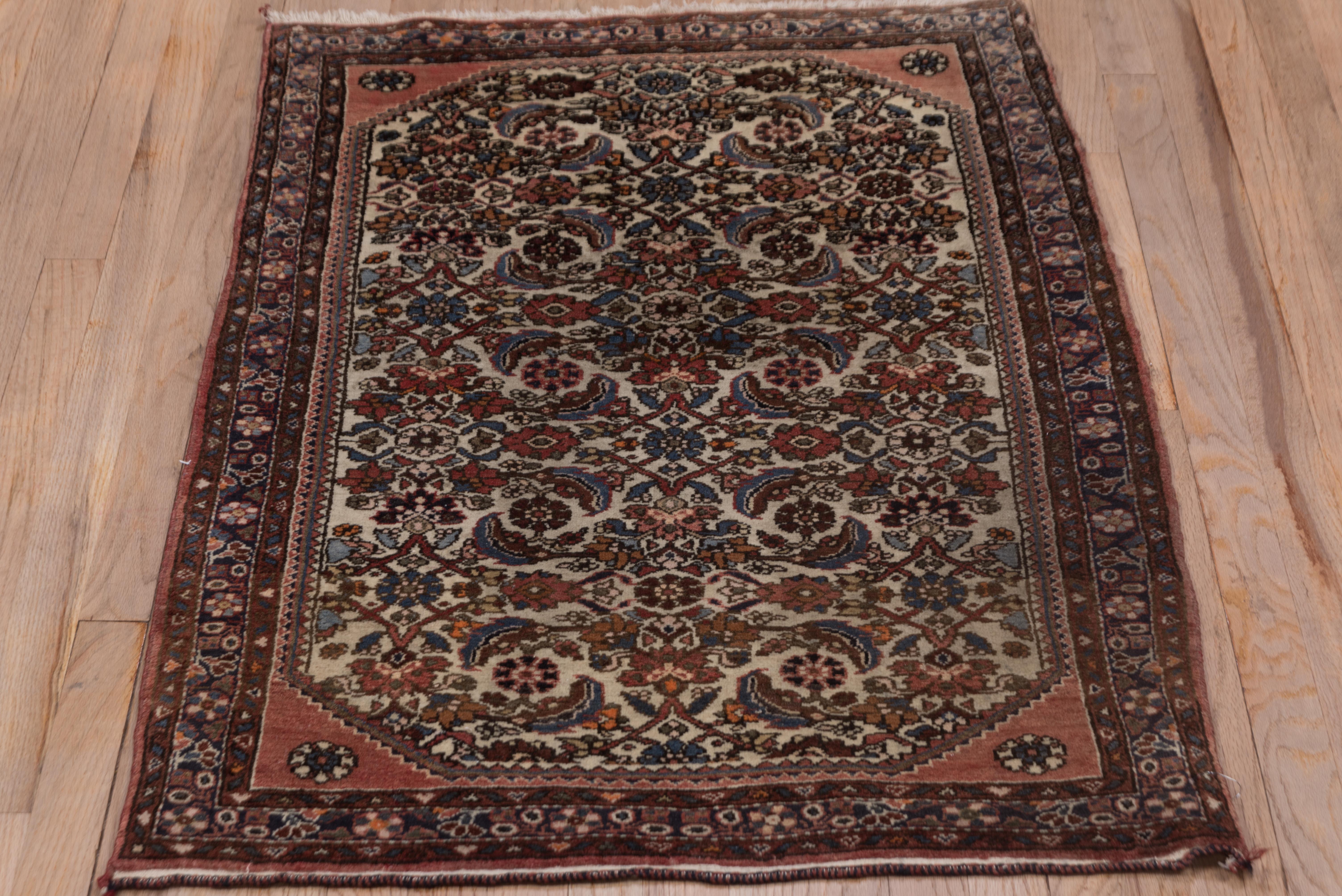 Persischer Teppich Mat Traditionelle florale Elemente (Wolle) im Angebot