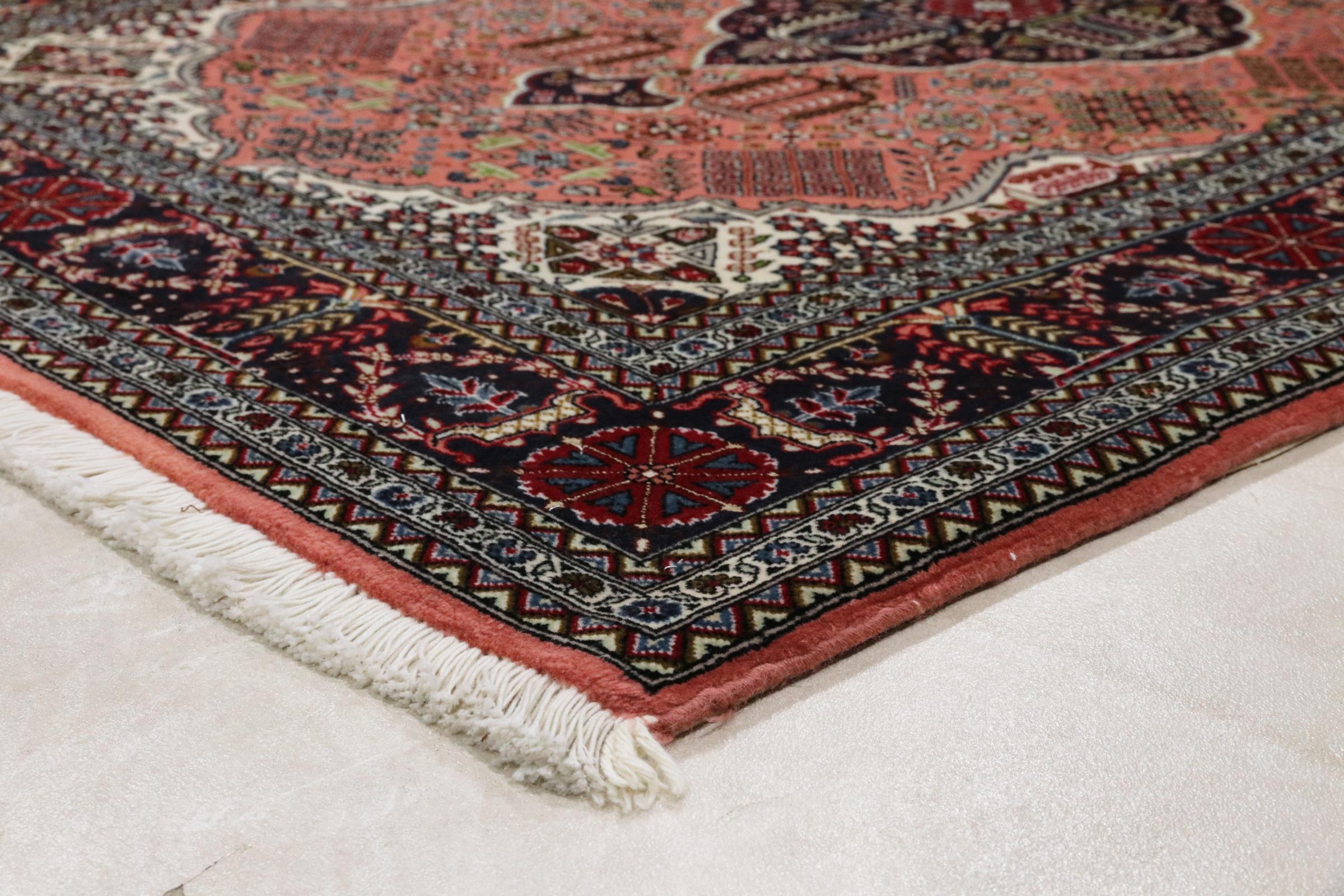 Persian Rug, Tabriz, 20th Century For Sale 2