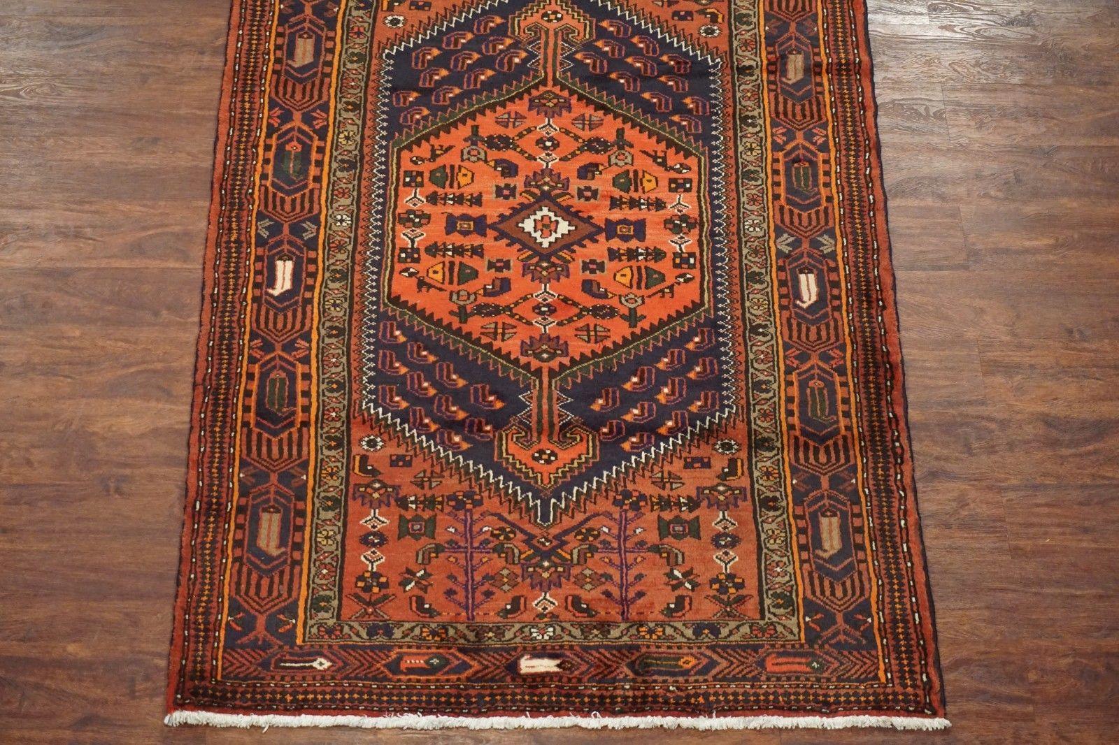 20th Century Persian Sarab Rug with Bird Motif For Sale