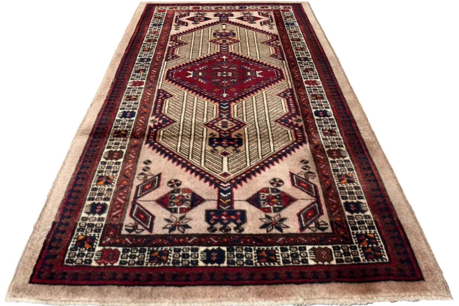Persian Sarab Small Rug Circa 1940 - Wool Ivory Red In Excellent Condition For Sale In Dallas, TX