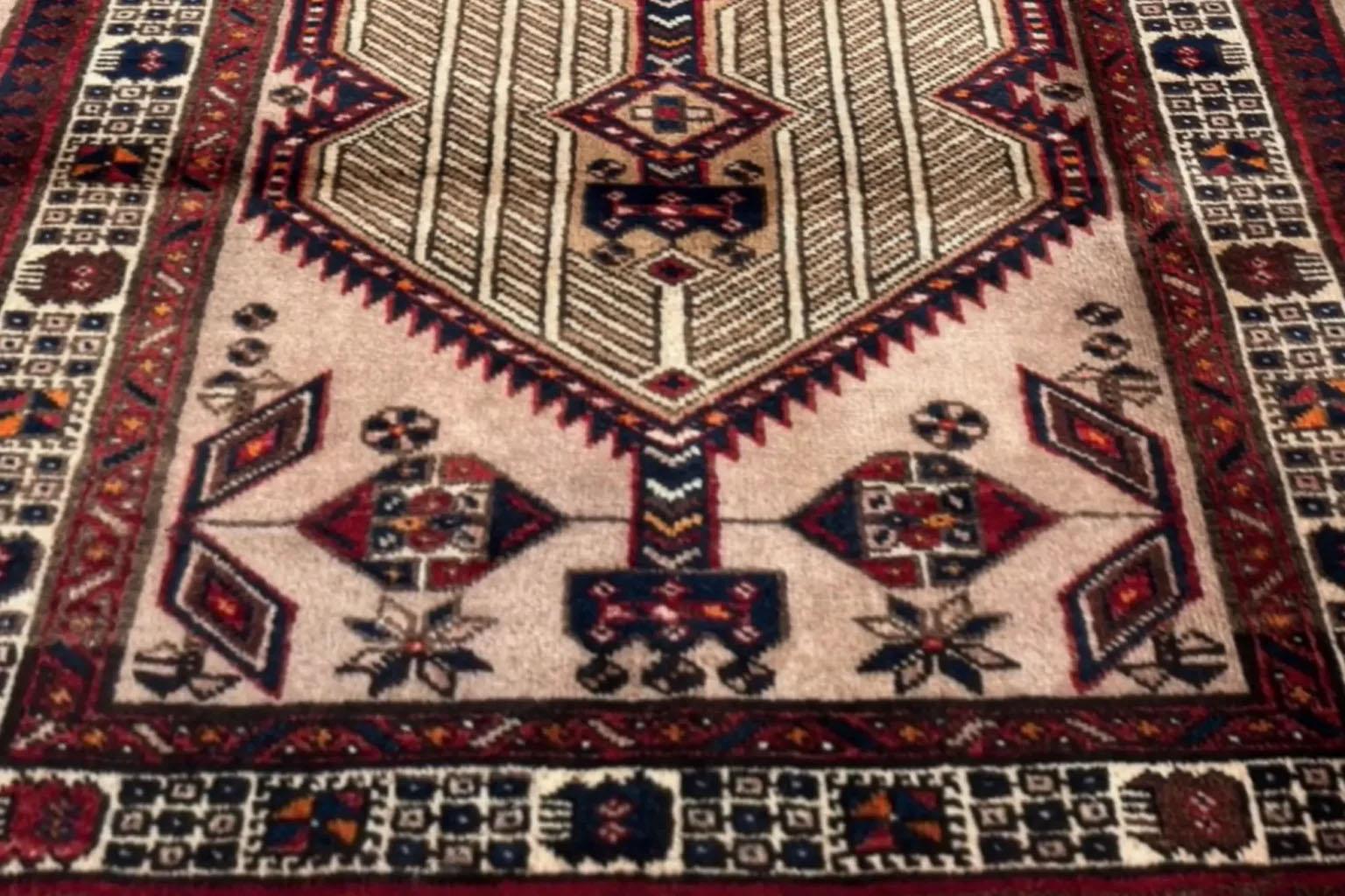 20th Century Persian Sarab Small Rug Circa 1940 - Wool Ivory Red For Sale