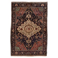Persischer Sarouk Medaillon-Teppich in der Mitte 
