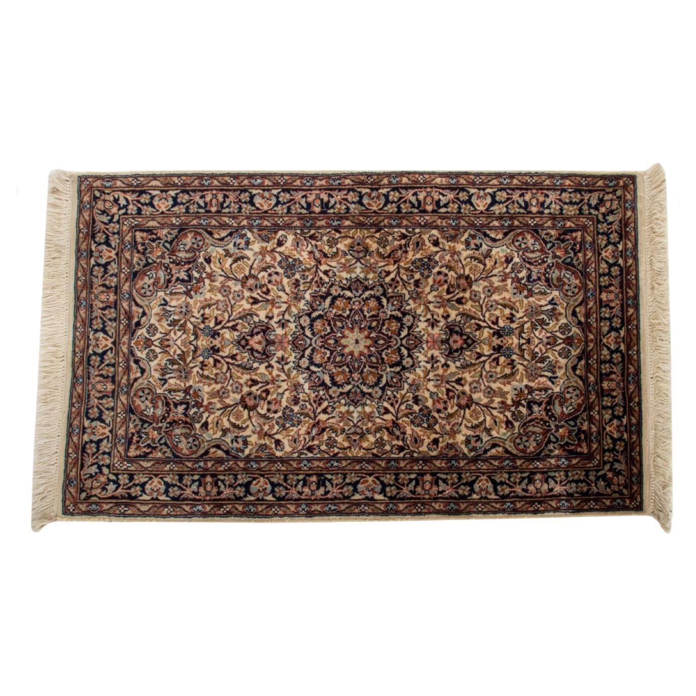Persian Sarouk Rug, 4' x 2' For Sale