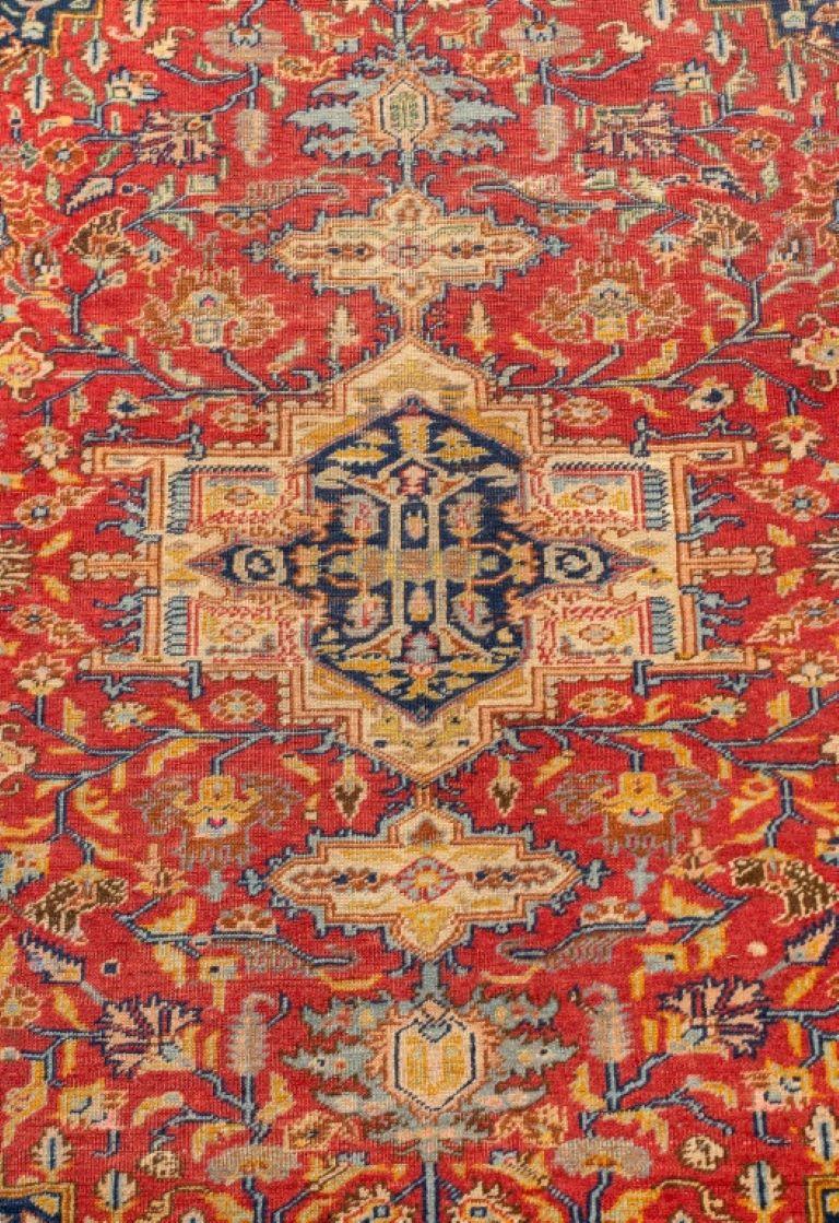 Persian Sarouk Rug 5.9' x 3.8' In Good Condition For Sale In New York, NY