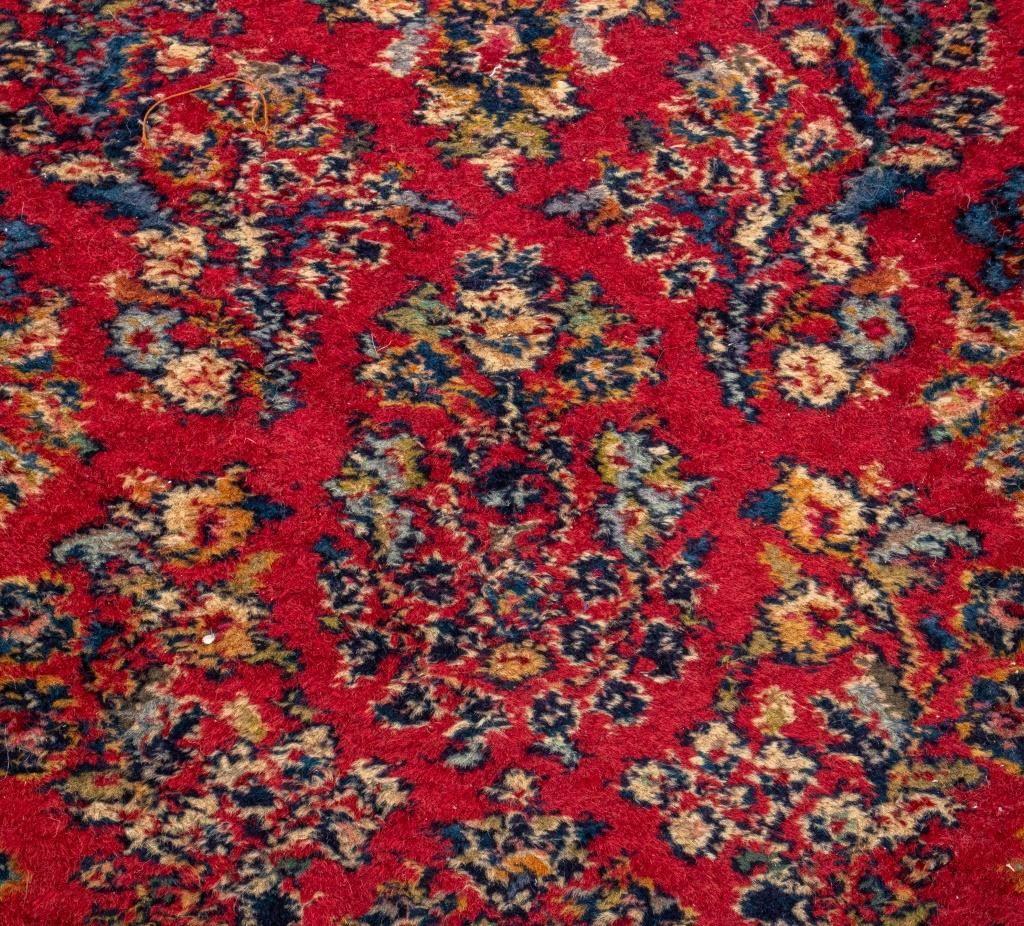 Persian Sarouk Runner 15.4' x 2.8' In Good Condition For Sale In New York, NY