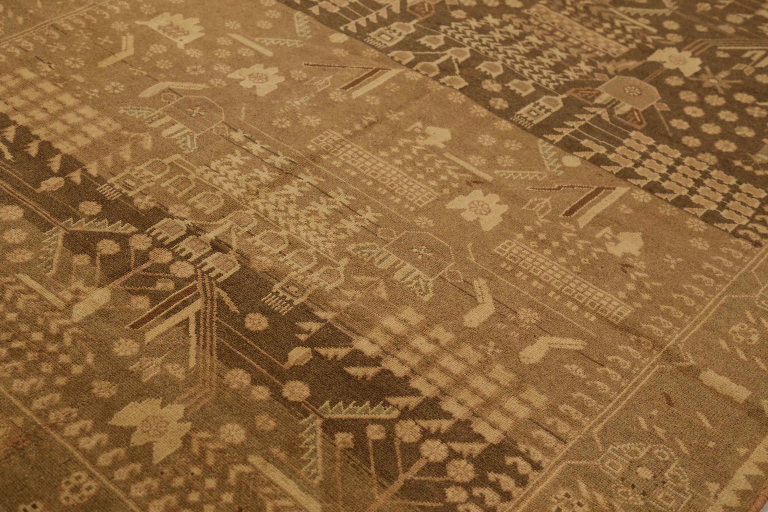 Asian Persian Saveh Area Rugs - 51972 For Sale