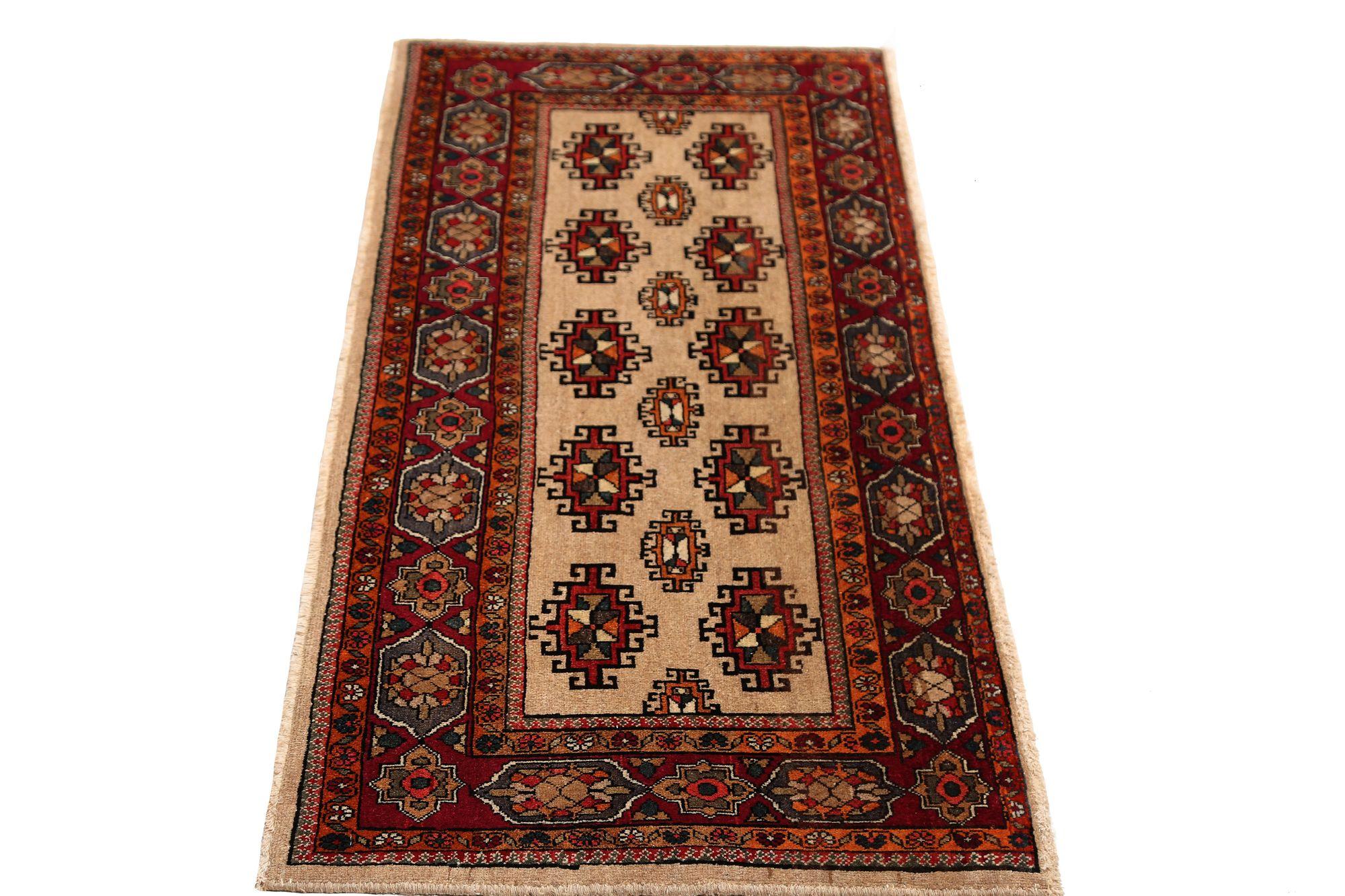 Persischer Semnan-Läufer aus Wolle – elfenbeinfarbenes Design – 96945 (Irakisch) im Angebot