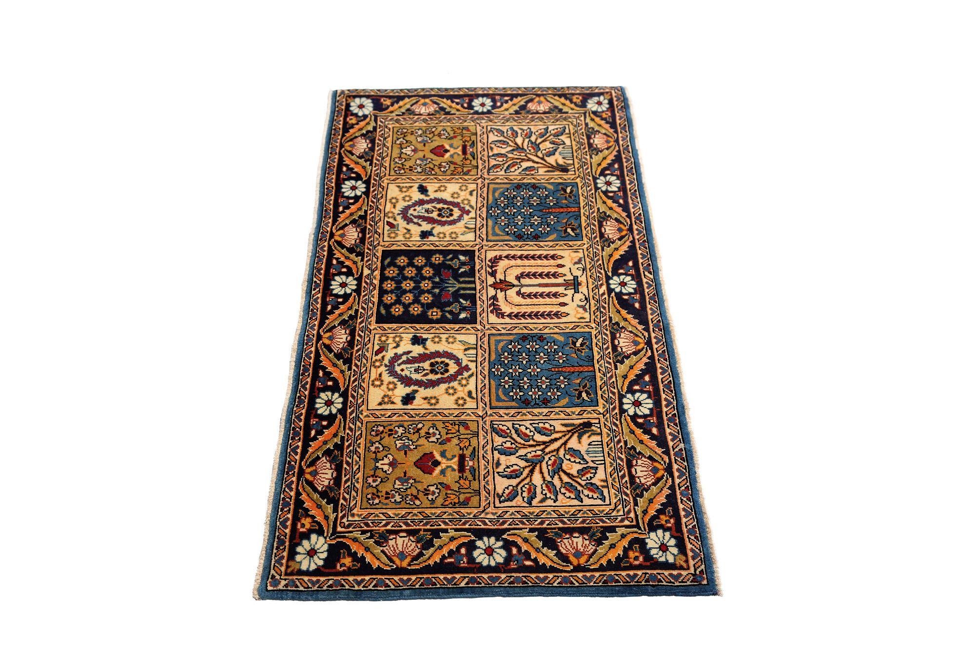 Persischer Semnan-Teppich aus Wolle – elfenbeinfarbenes, gelbes Design – 96950 (Irakisch) im Angebot