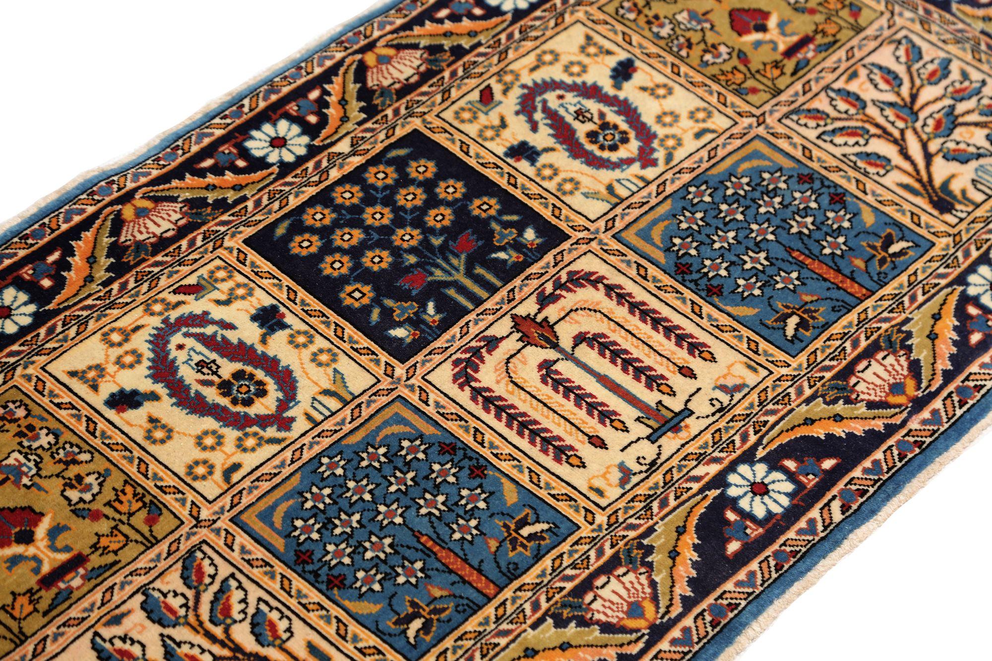 Persischer Semnan-Teppich aus Wolle – elfenbeinfarbenes, gelbes Design – 96950 (20. Jahrhundert) im Angebot