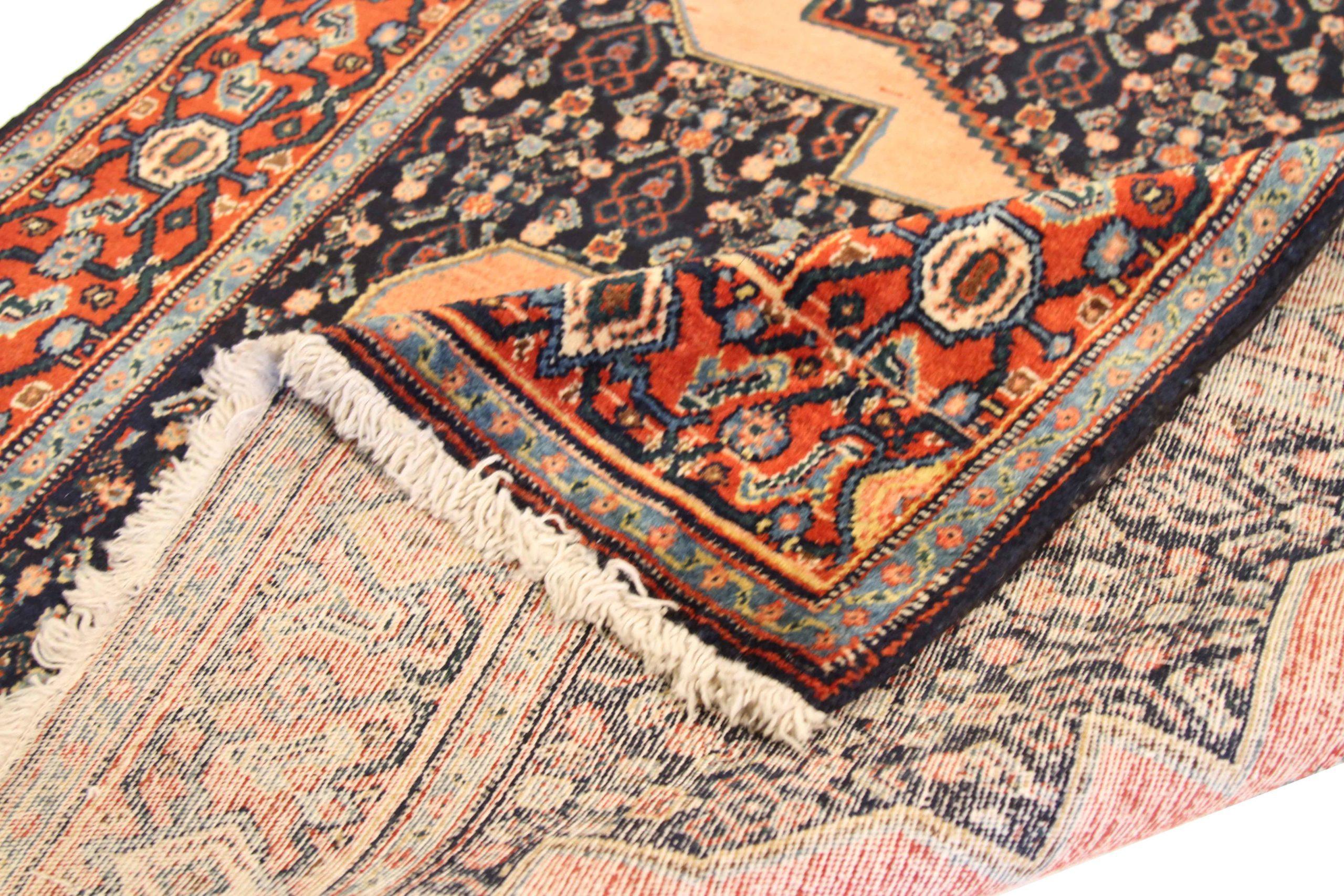Persischer Seneh-Läufer Circa 1910 - Wolle Elfenbein Marineblau Rosa Rot - 75276 (Asiatisch) im Angebot