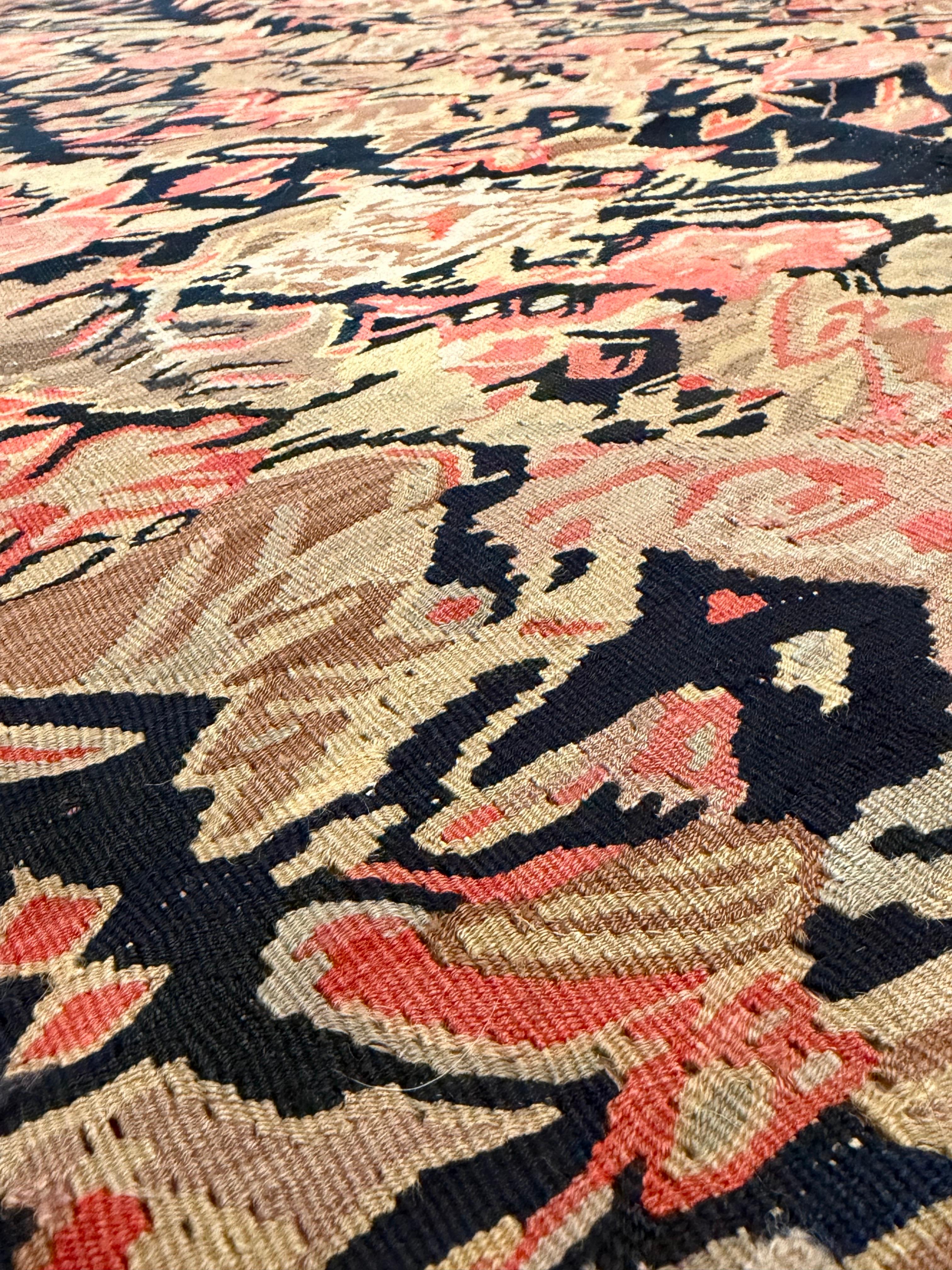 Tapis persan Senneh c.1900, velours de laine fine sur fond de soie Multi-Color Allover en vente 3