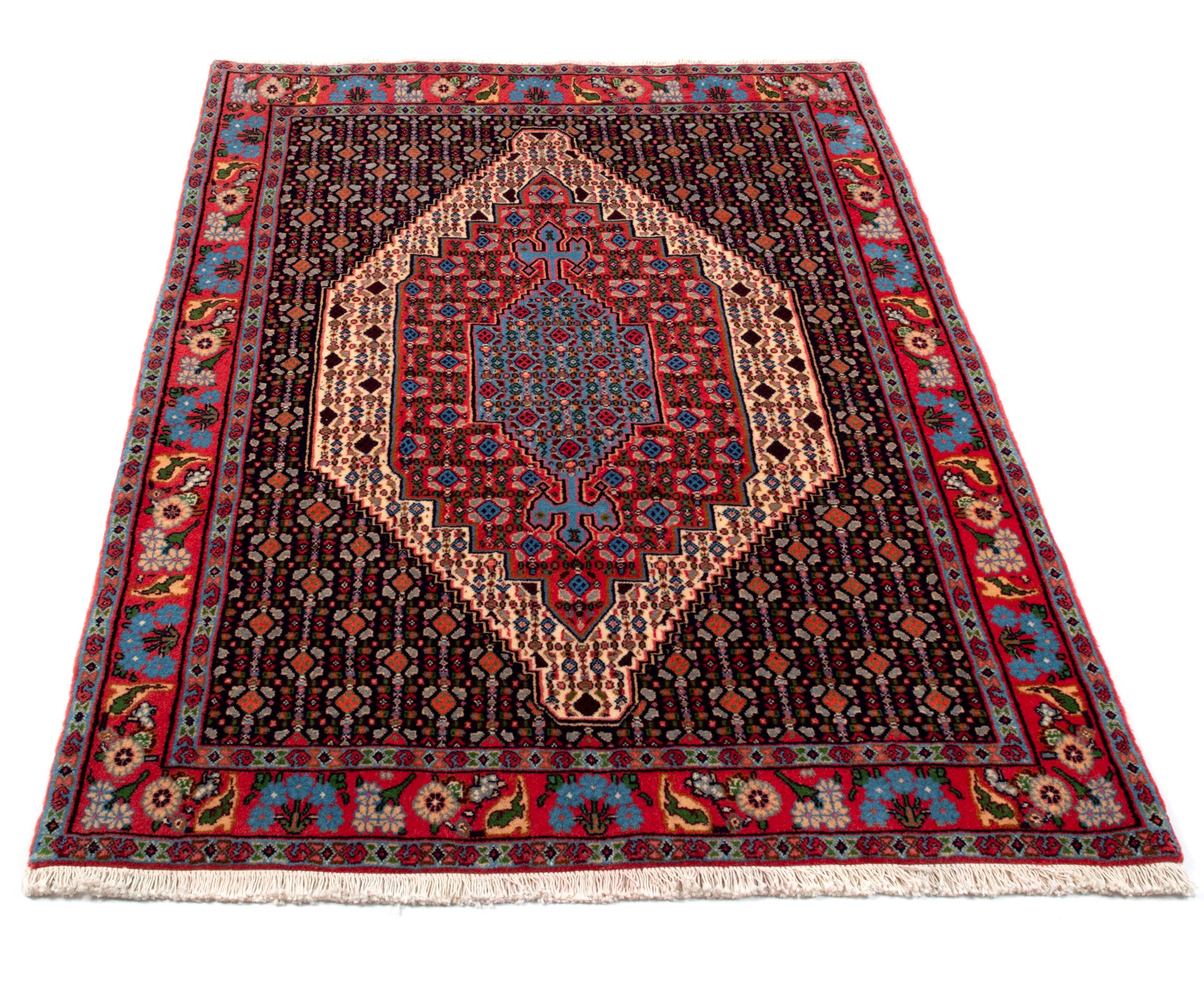 20th Century Persian Senneh Rug Central Medallion For Sale