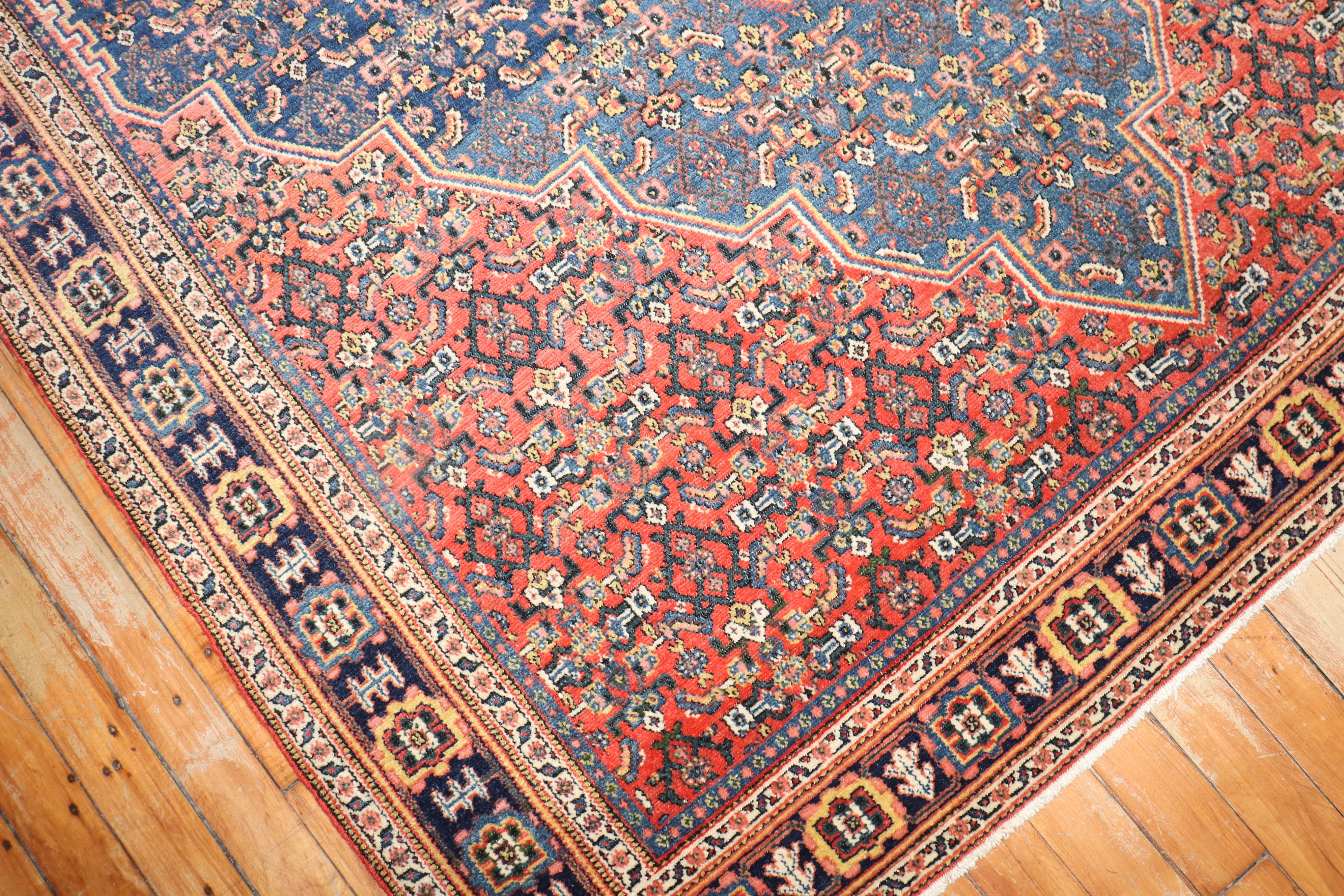 Persian Senneh Rug In Good Condition For Sale In New York, NY