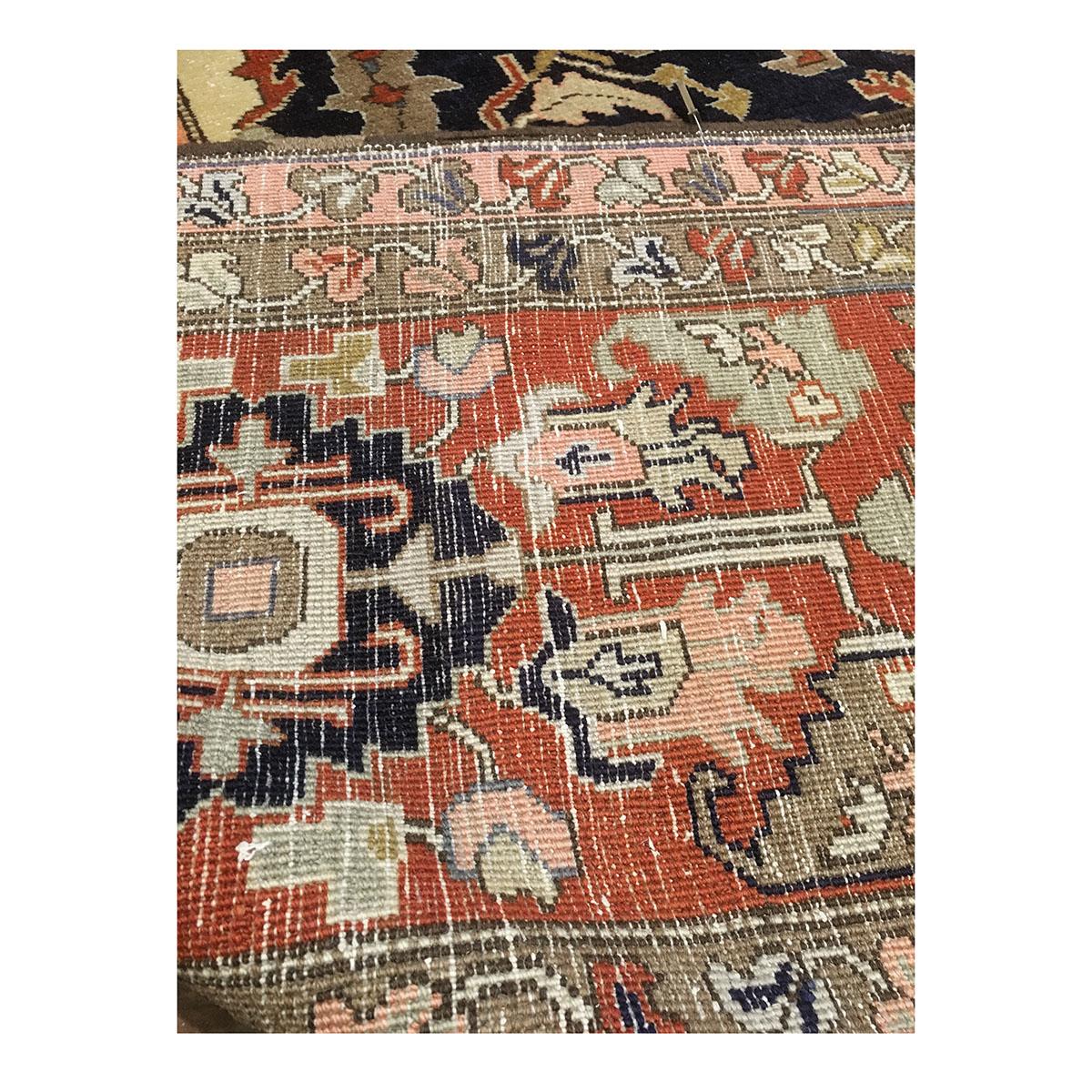 Vintage Persian Serapi 14x17 Ivory & Rust Oversized Handmade Area Rug For Sale 2