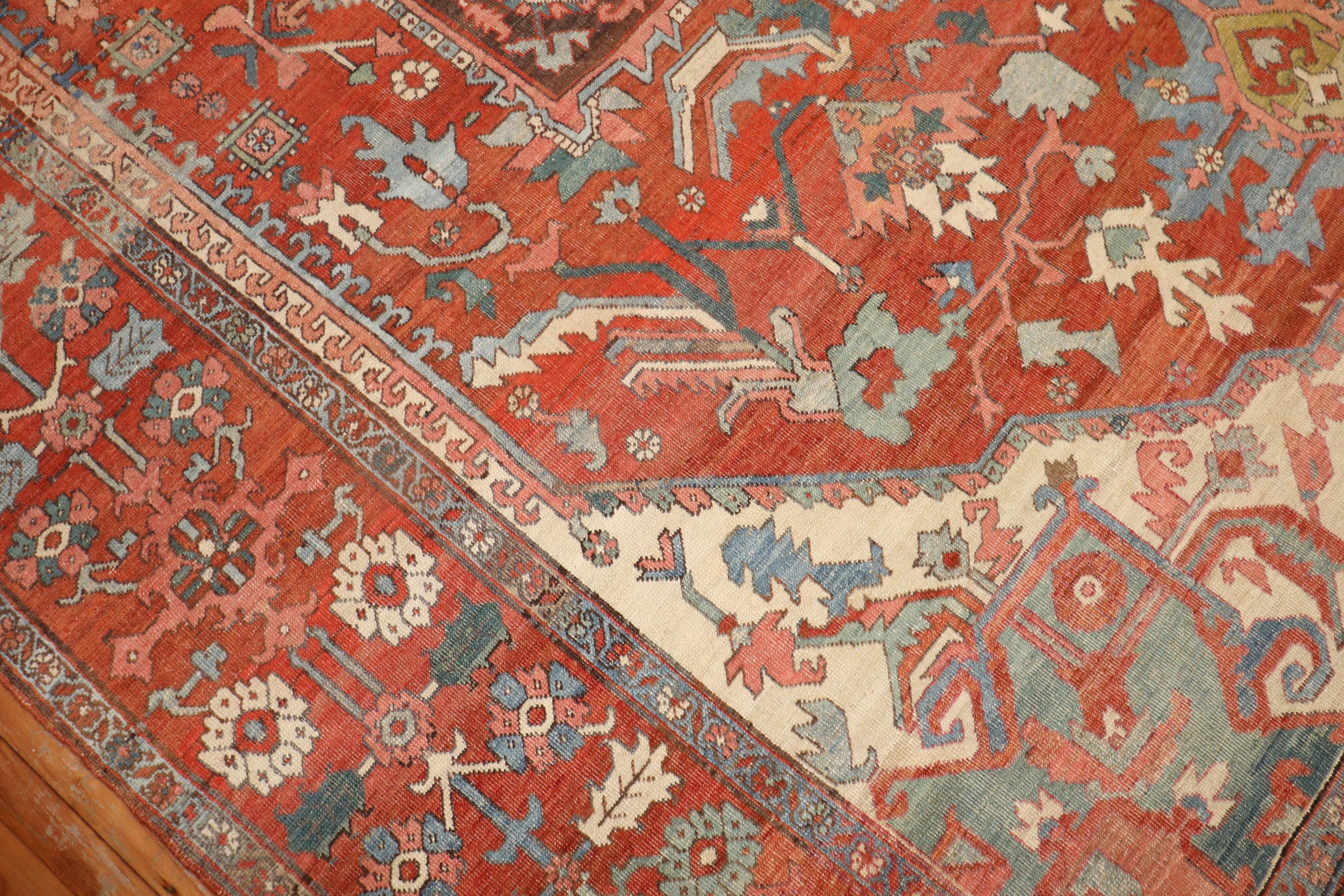 Persian Serapi Rug In Good Condition For Sale In New York, NY