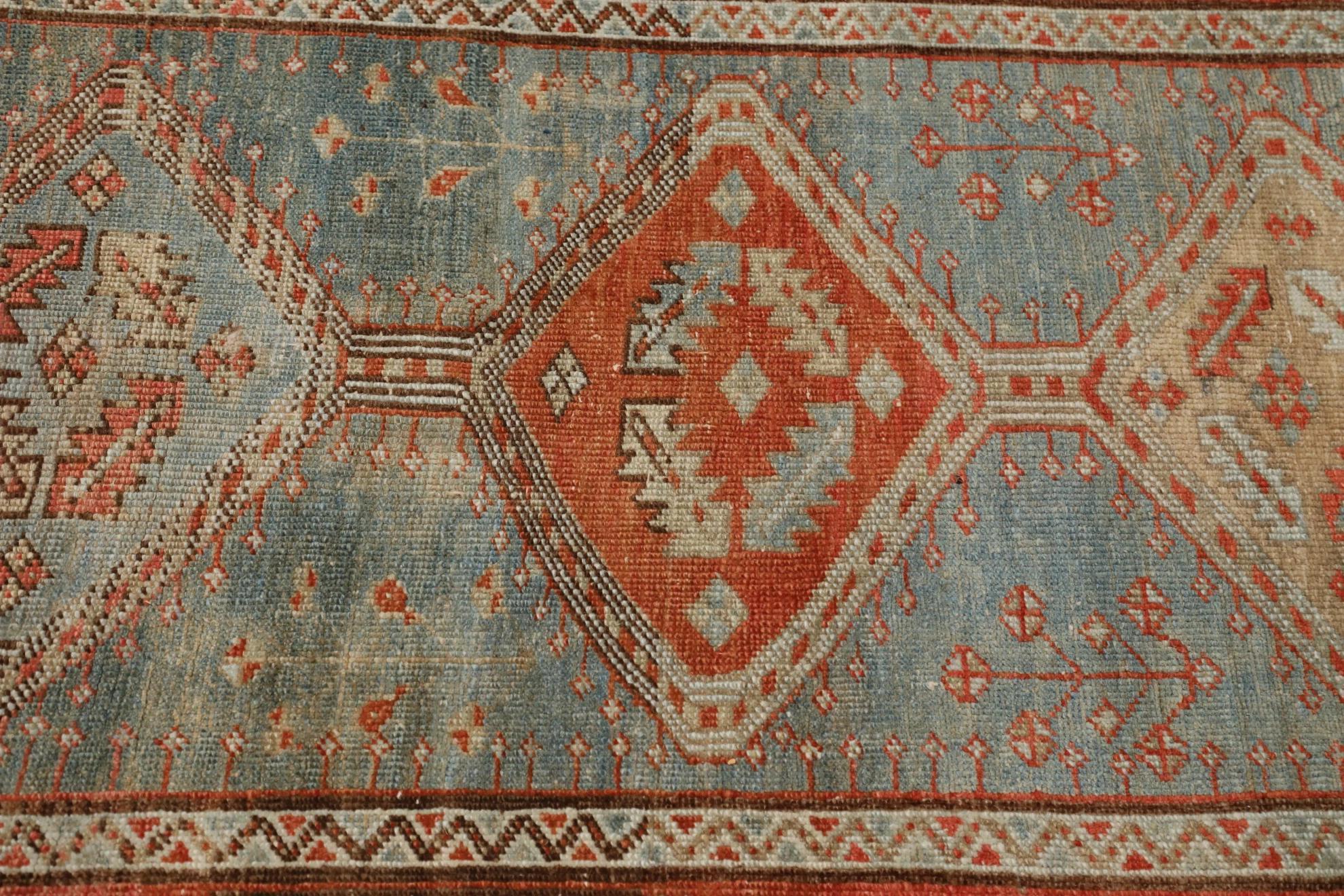 Persischer Serapi-Läufer Circa 1880 - Wolle Blau Elfenbein Rot Design - 99559 (Stammeskunst) im Angebot