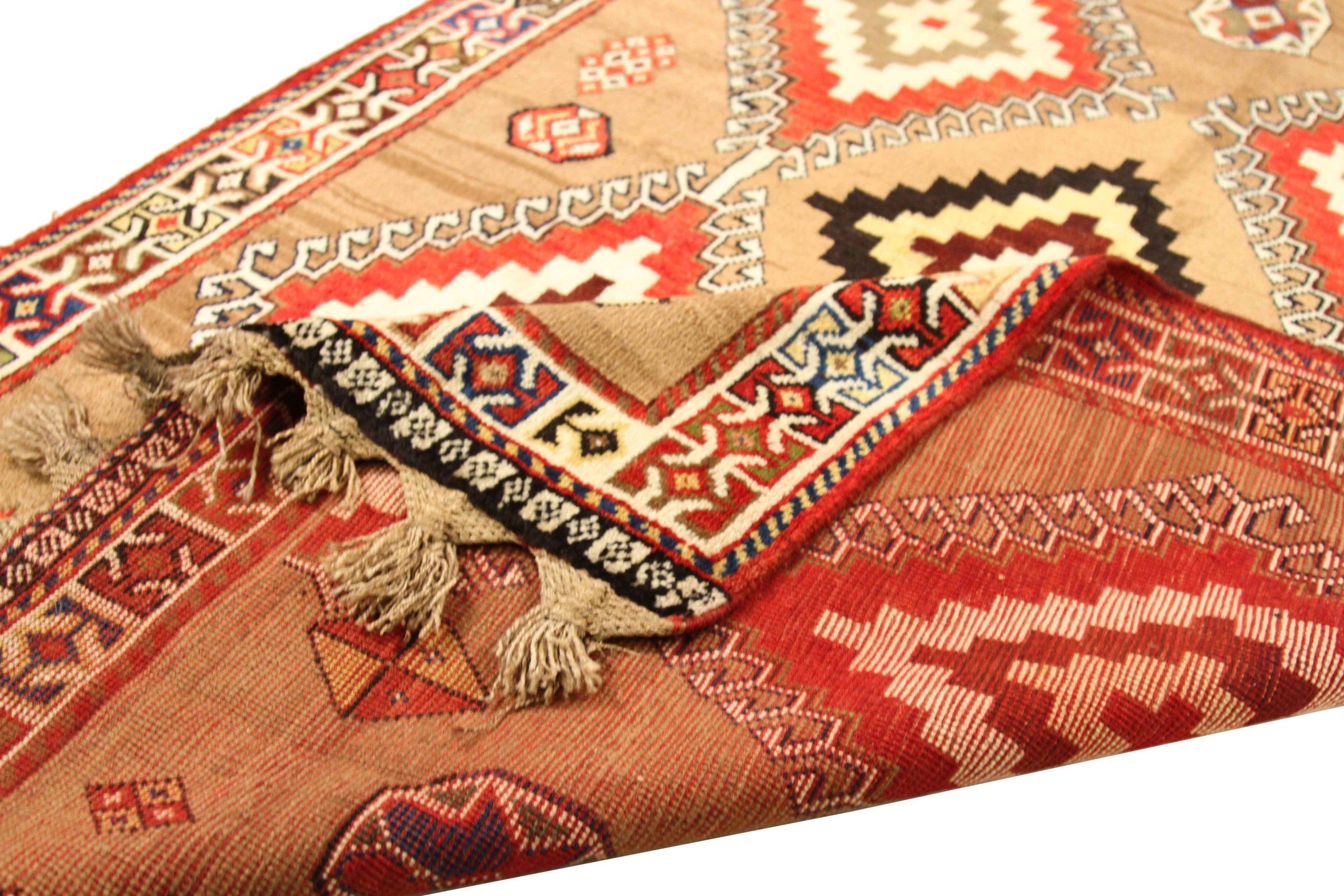 Asian Persian Shiraz Area Rugs - 10676 For Sale