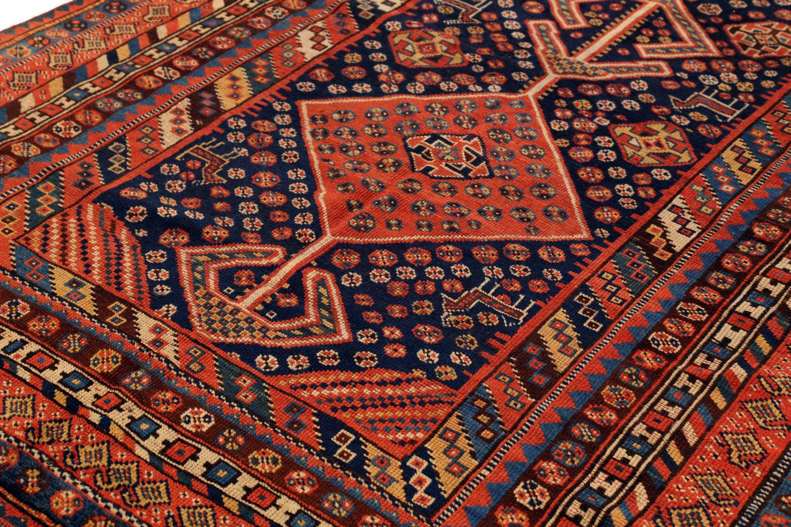 Asian Persian Shiraz Area Rugs - 10882 For Sale