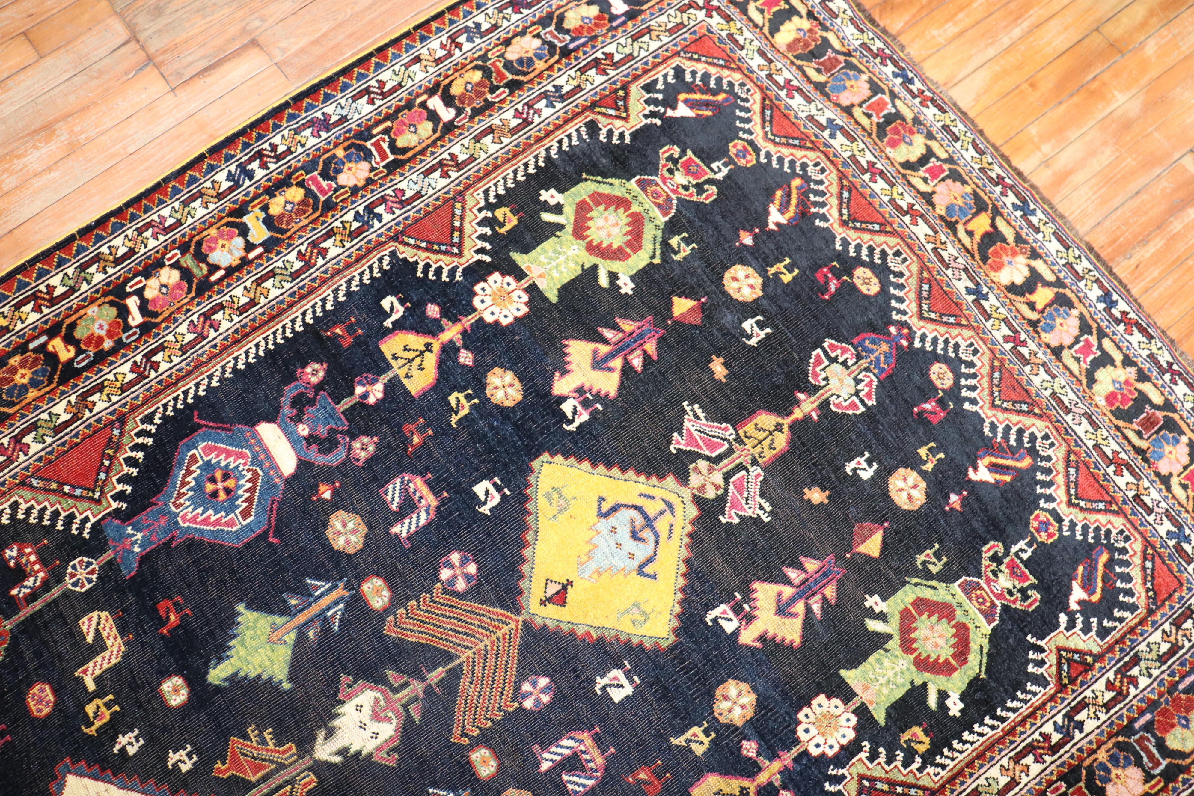  Persian Shiraz Gallery Size Rug For Sale 4