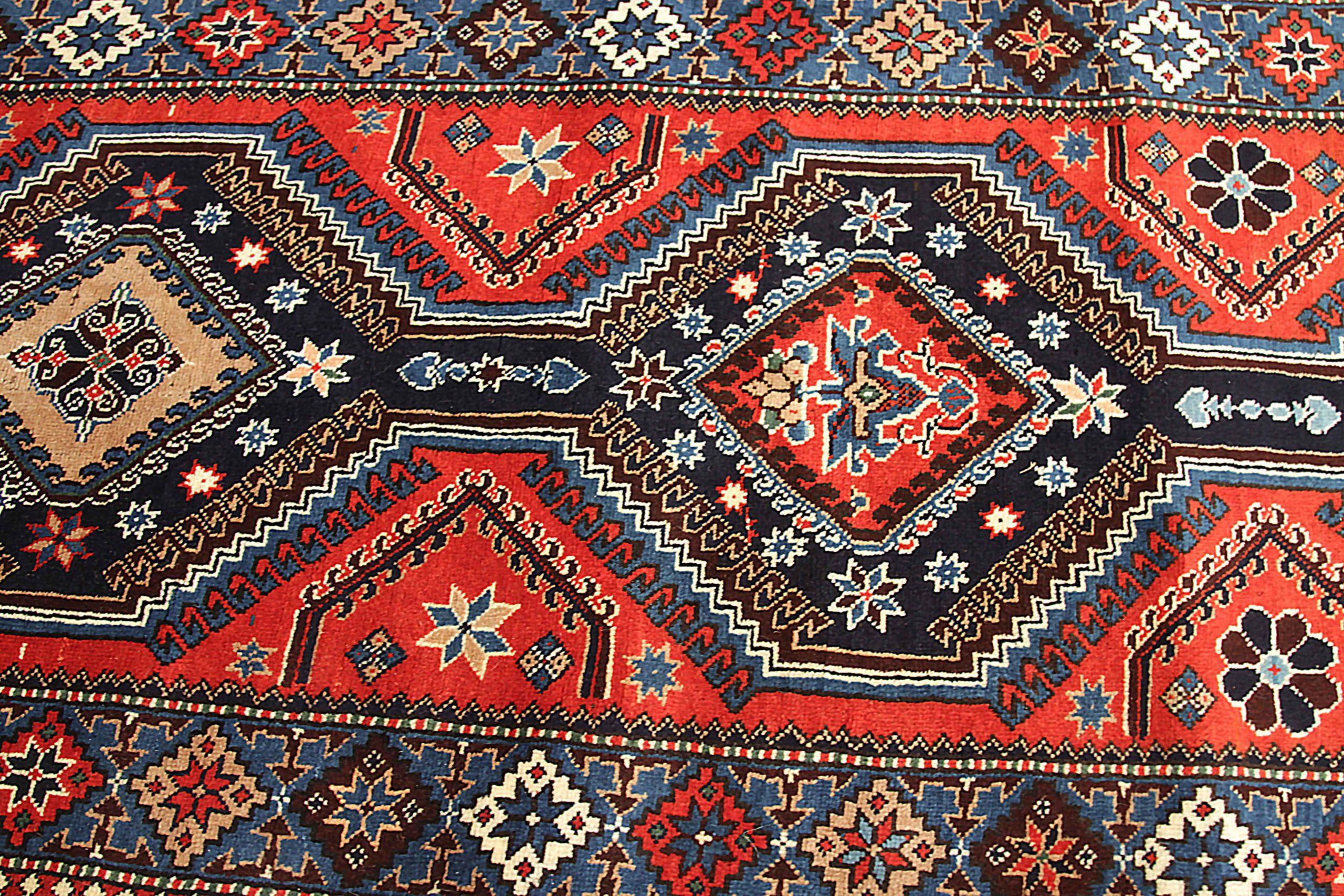 Persischer Shiraz-Läufer aus Wolle in Blau, Marineblau, Blau und Rot mit Design - 88787 (Irakisch) im Angebot