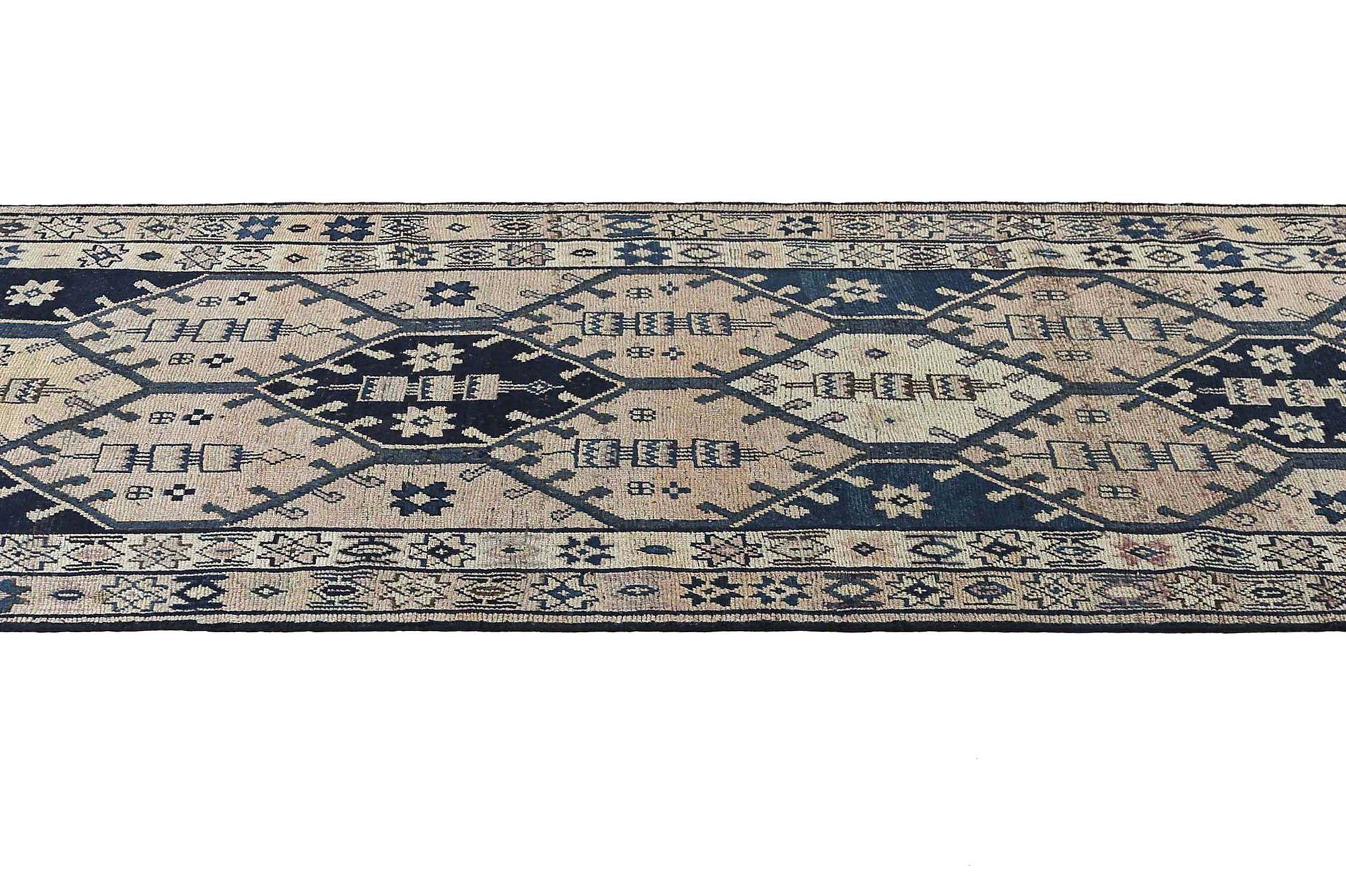 Tappeto Runner Persiano Shiraz - Design Lana Avorio - 96648 In condizioni ottime in vendita a Dallas, TX