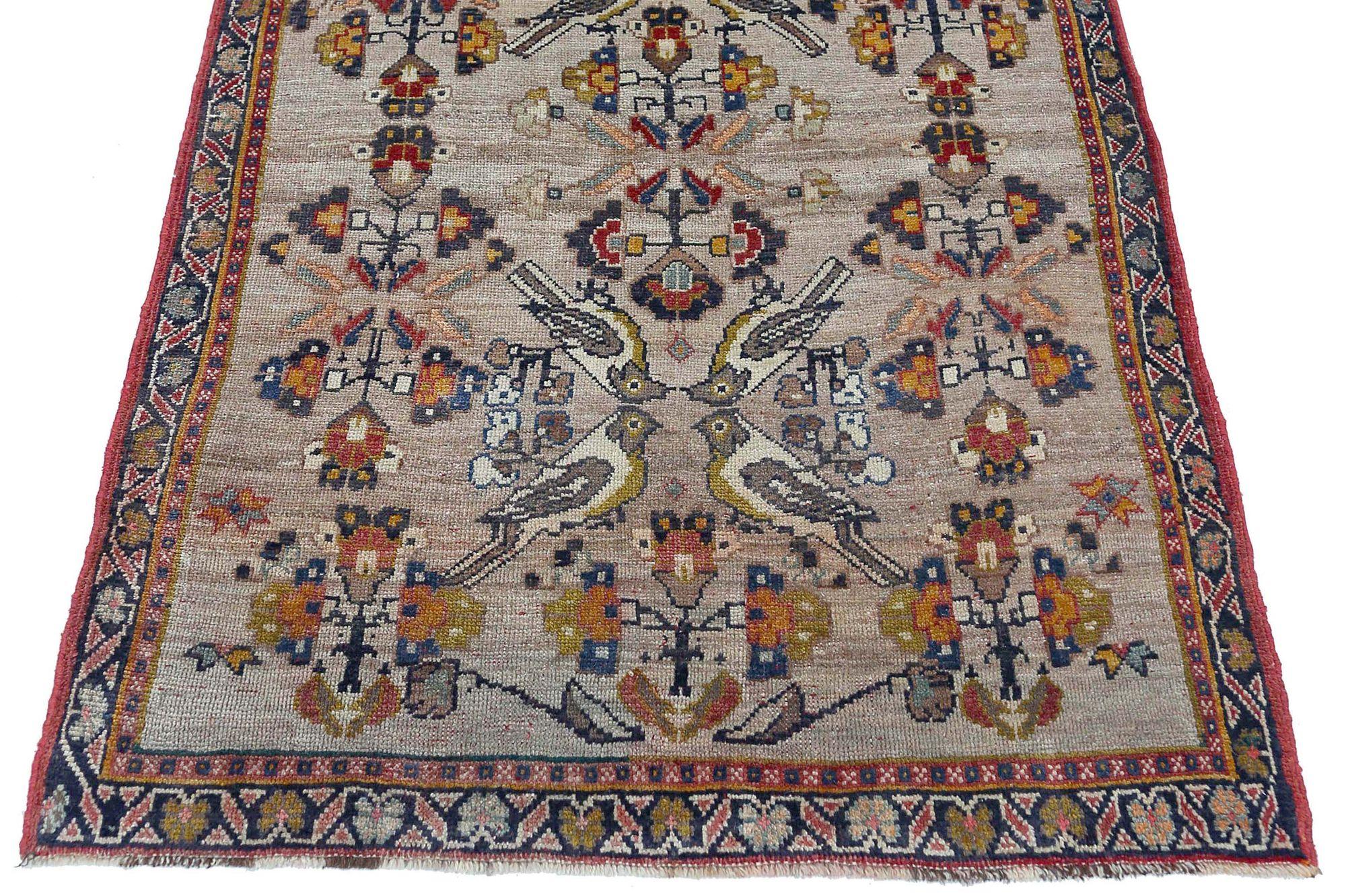 Persischer Shiraz-Läufer aus Wolle – elfenbeinfarbenes Design – 97456 (20. Jahrhundert) im Angebot