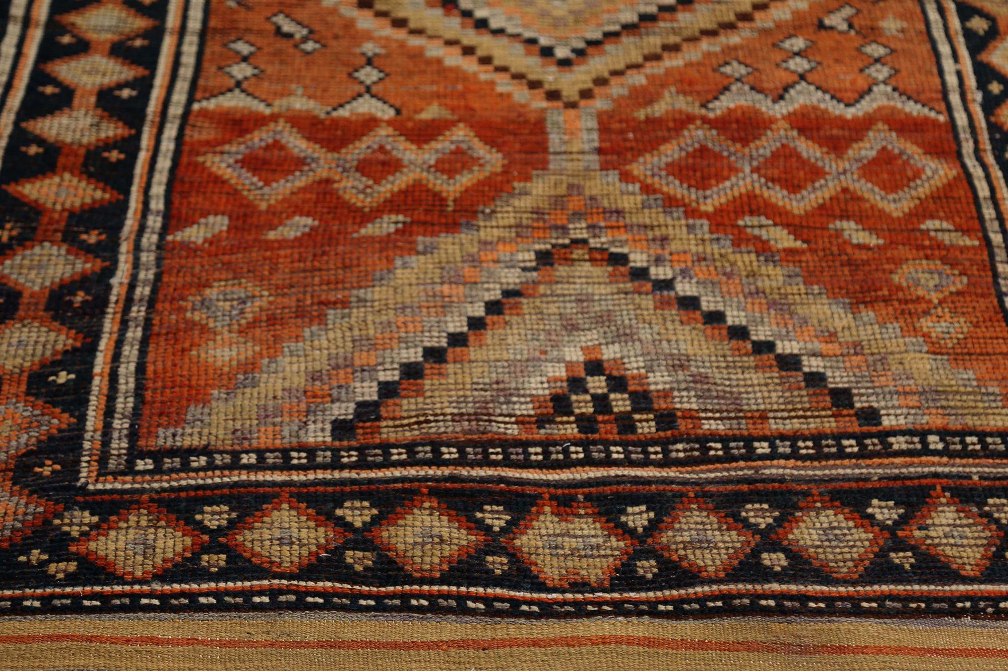 Tappeto Persiano Shiraz Runner - Lana Avorio Arancione Rosso Design - 96855 In condizioni ottime in vendita a Dallas, TX