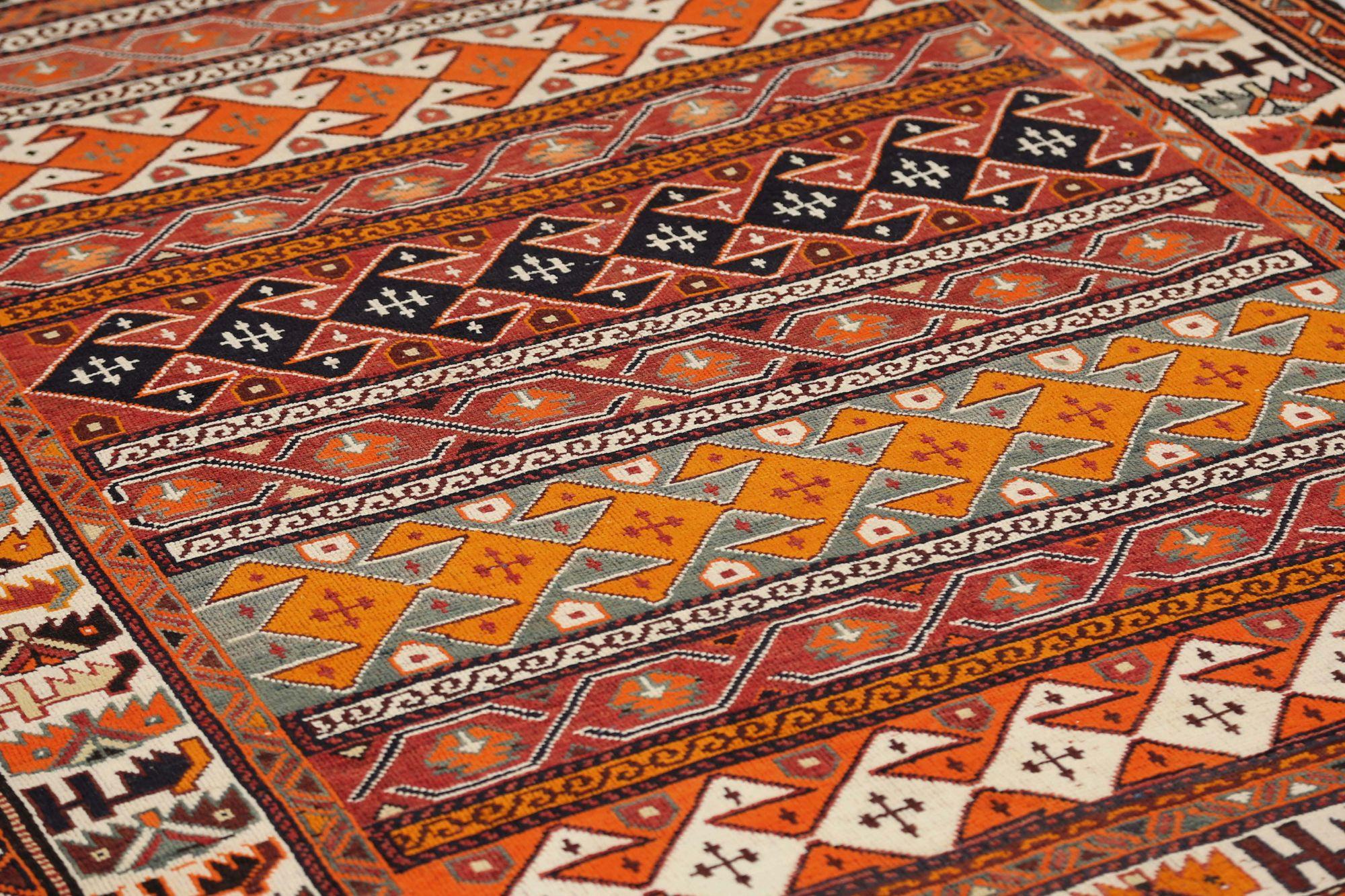 Persischer Shiraz Kleiner Teppich - Wolle Elfenbein Orange Rot Design - 97405 im Zustand „Hervorragend“ im Angebot in Dallas, TX