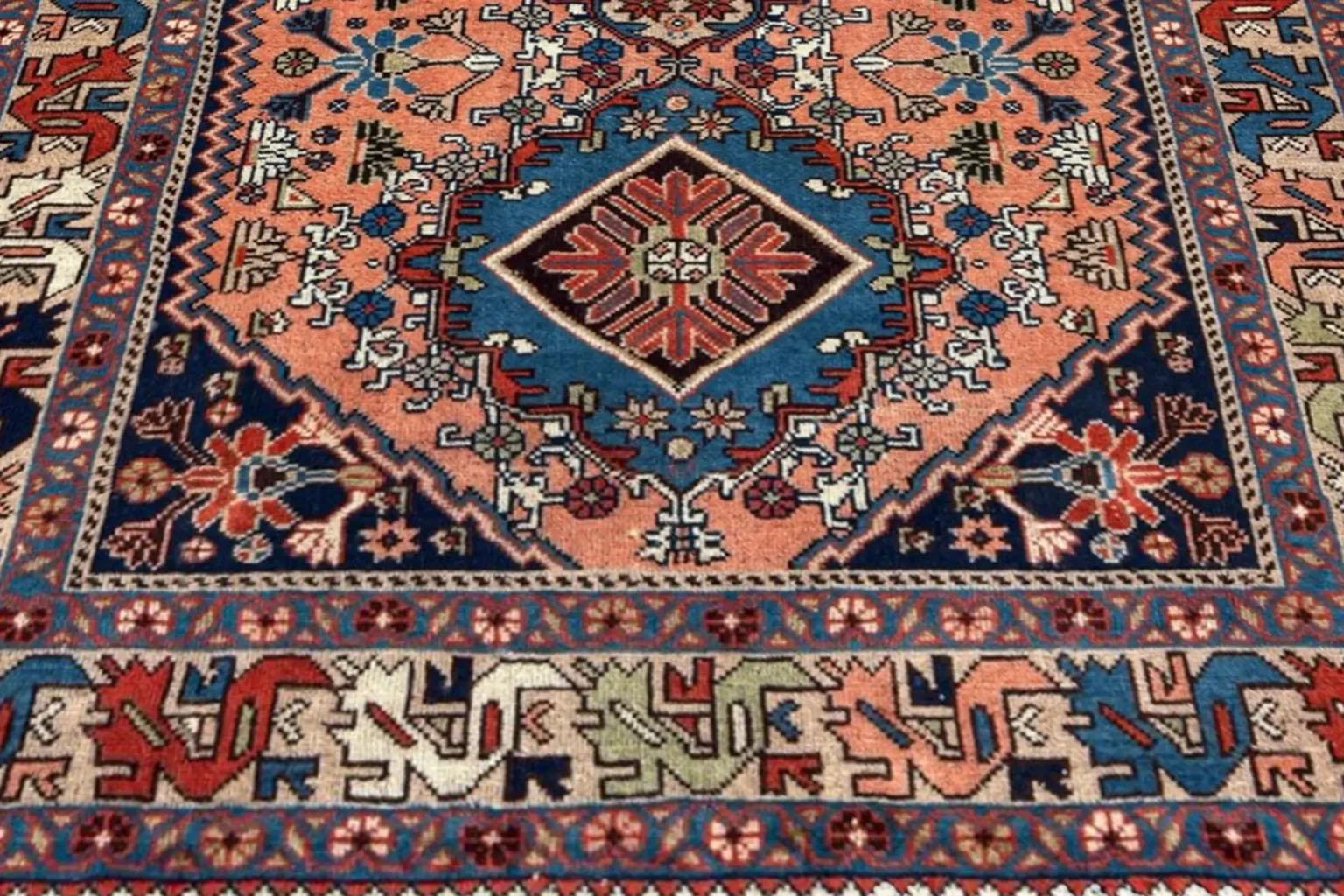 Persian Shiraz Small Rug - Wool Orange Design - 96701 In Excellent Condition For Sale In Dallas, TX