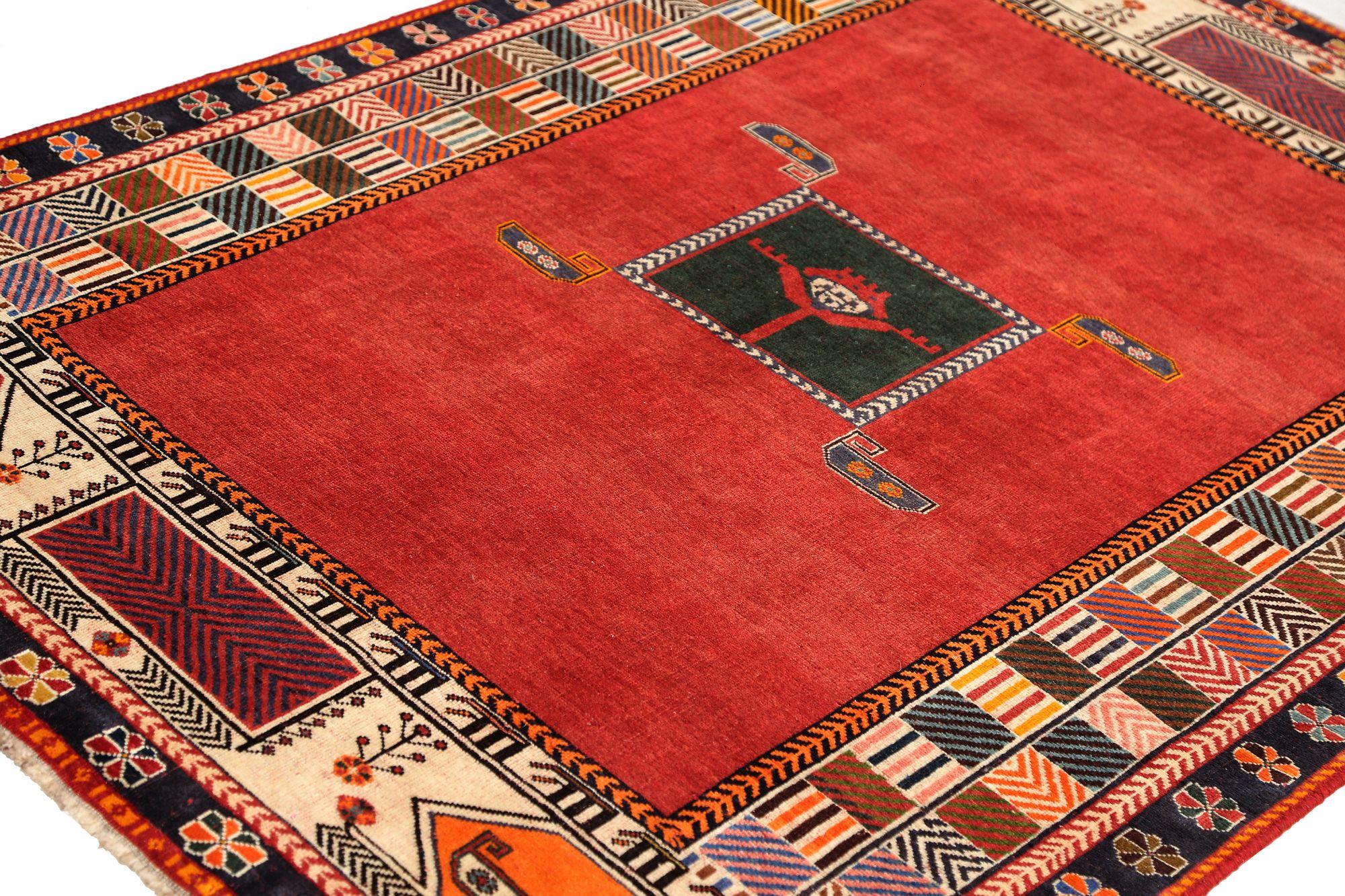 20th Century Persian Shiraz Small Rug - Wool Red Design - 97095 For Sale