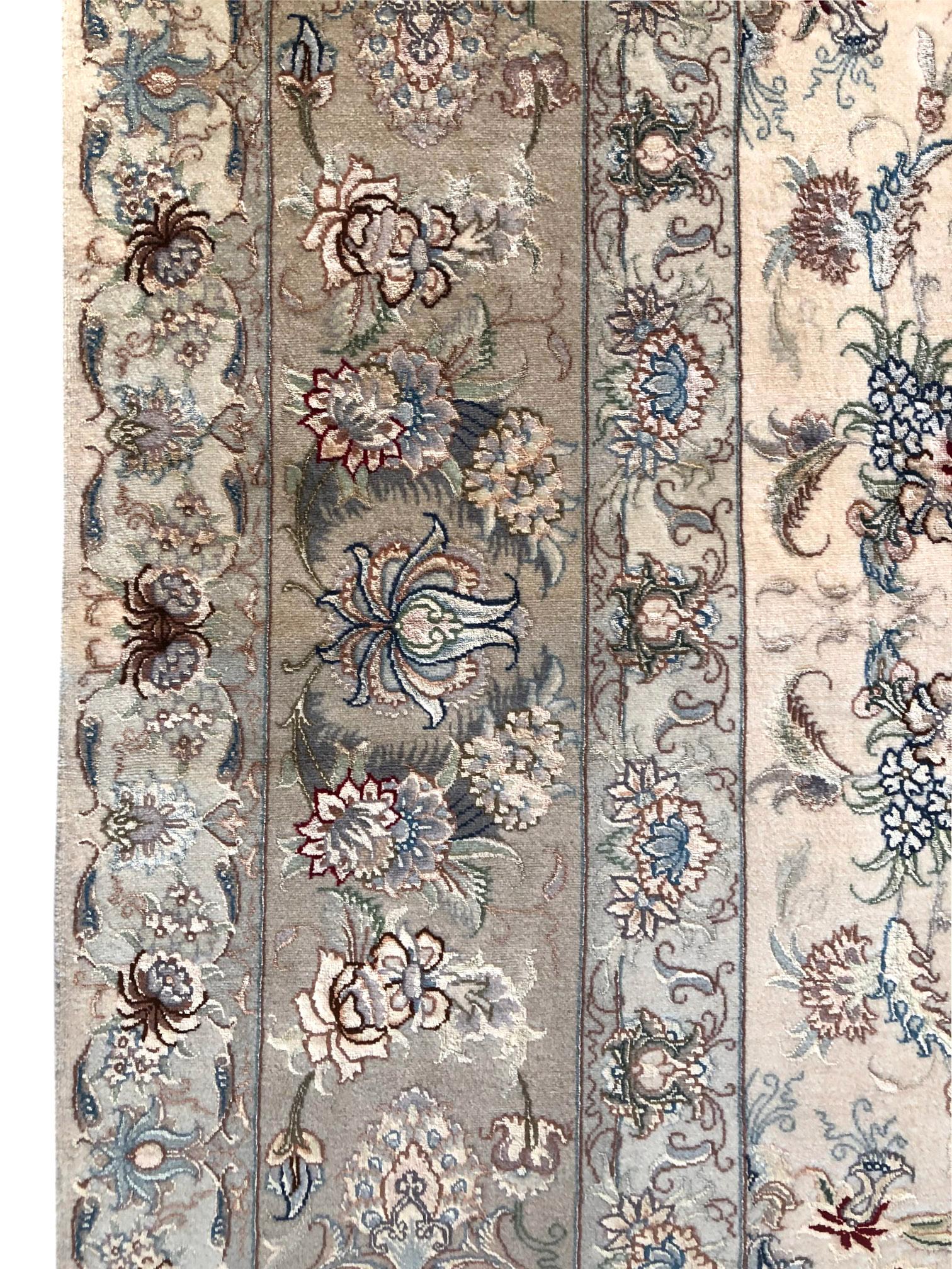 Persian Silk Hand Knotted Medallion Floral Tabriz Rug 60 Raj For Sale 11