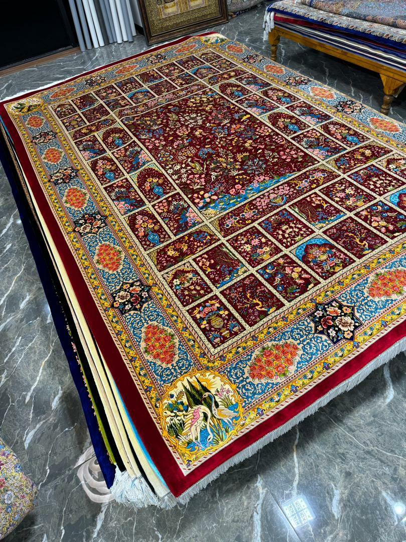 Modern Persian Silk Carpet in 17th Century Bagh-e Shah Garden Design, Kashan en vente 5