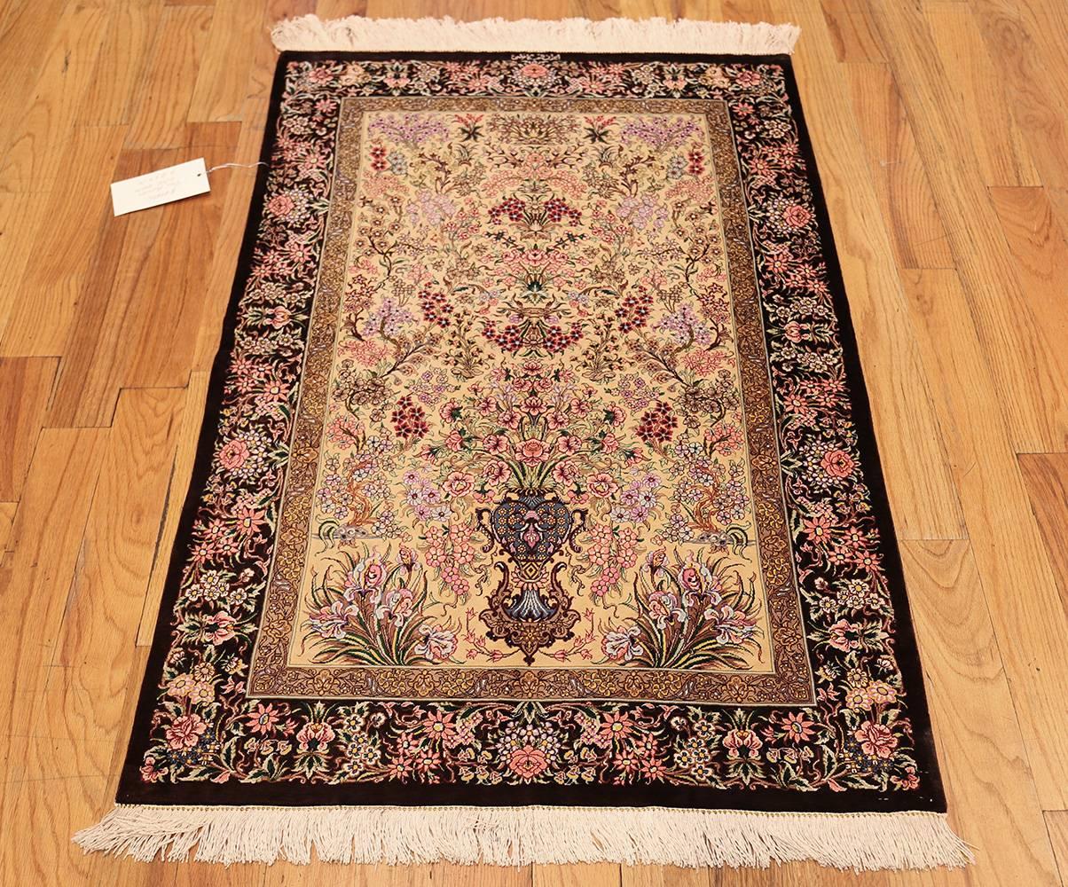 Hand-Knotted Persian Silk Small Scatter Size Qum Rug. Size: 2 ft 8 in x 3 ft 10 in For Sale
