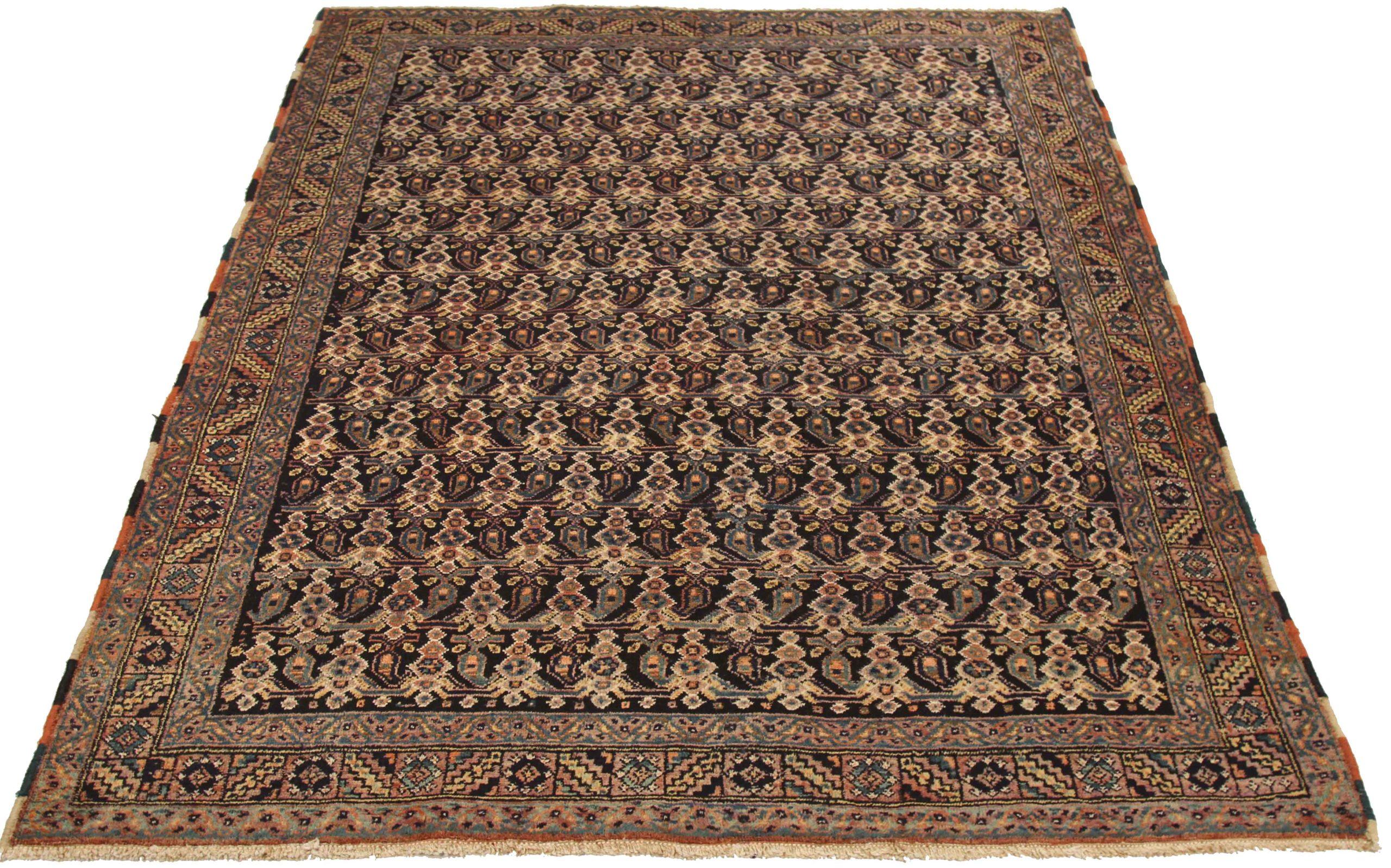 Entdecken Sie die Eleganz des persischen Sirjan mit dem kleinen Teppich von CIRCA 1880. Dieses exklusive Design aus Wolle und ElfenbeinMarineblauRot ist perfekt, um Ihren Raum zu verschönern.