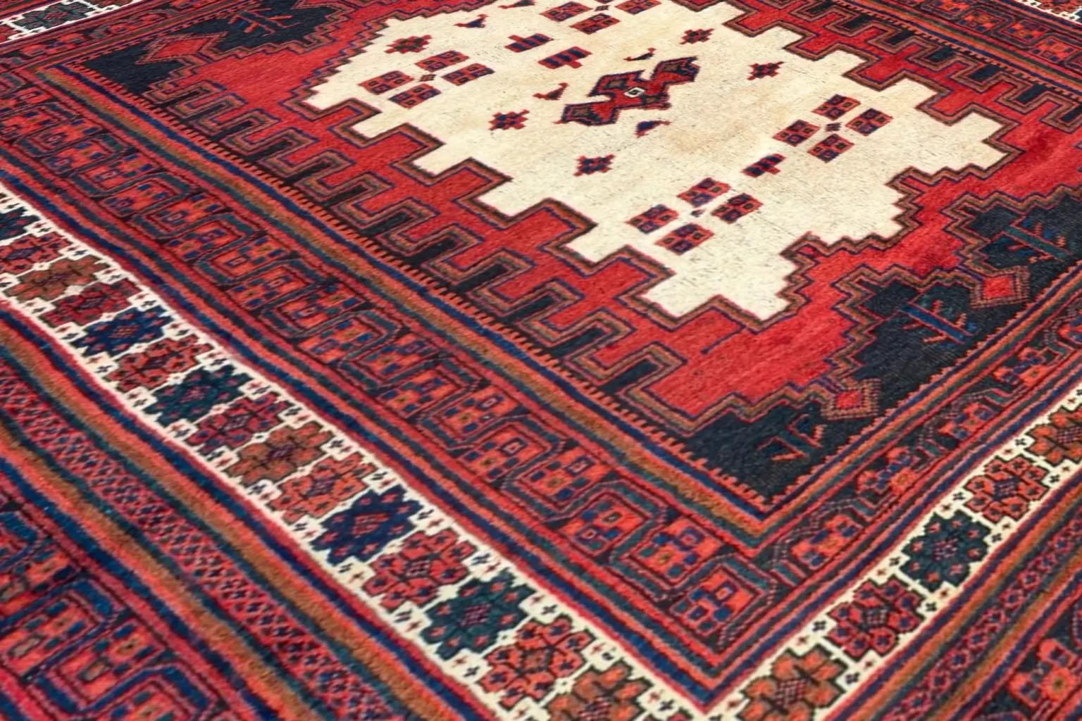 Persian Sirjan Small Rug Circa 1910 - Wool Black Ivory Red For Sale 2