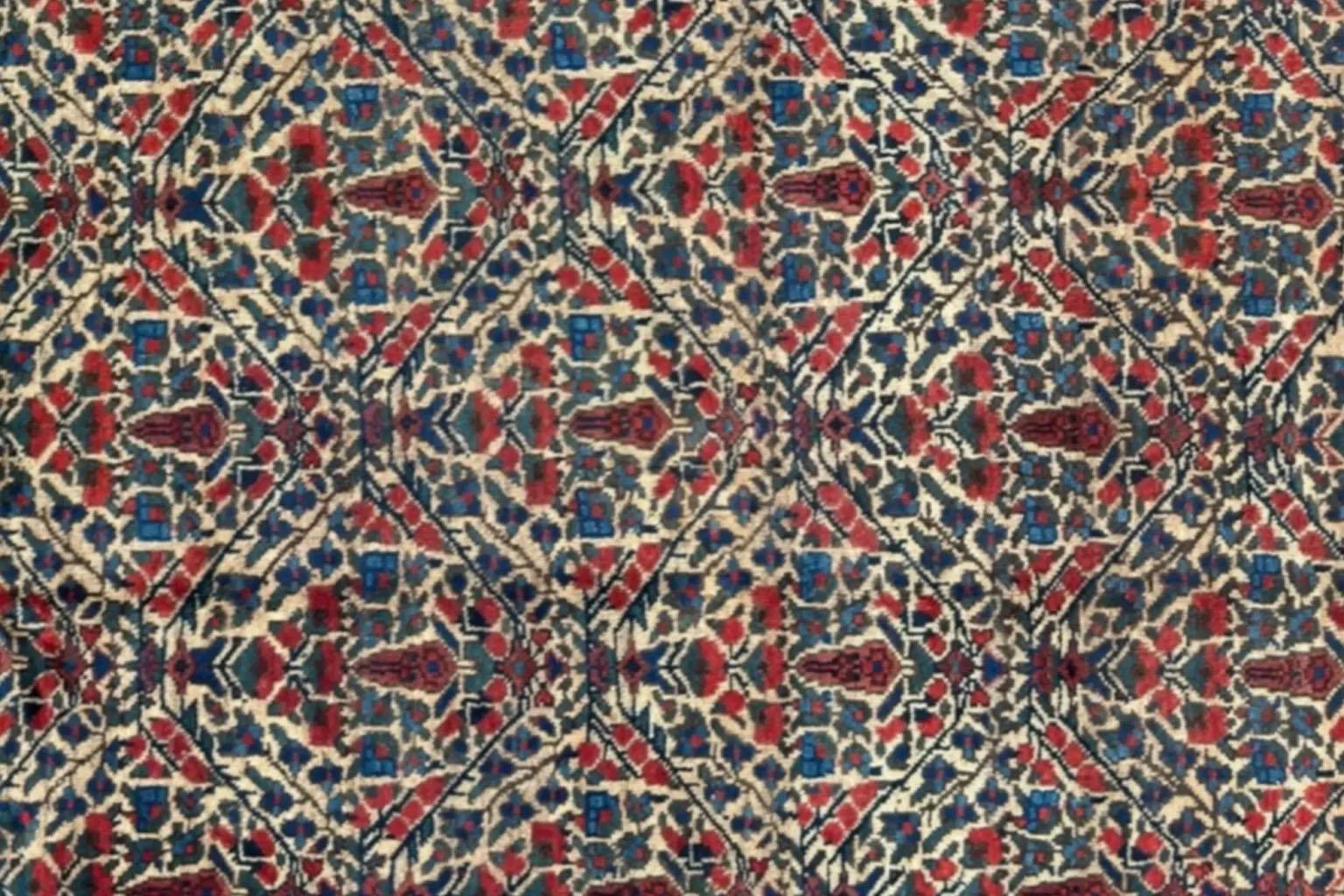 Persian Sirjan Small Rug - Wool Blue Green Ivory Red For Sale 1
