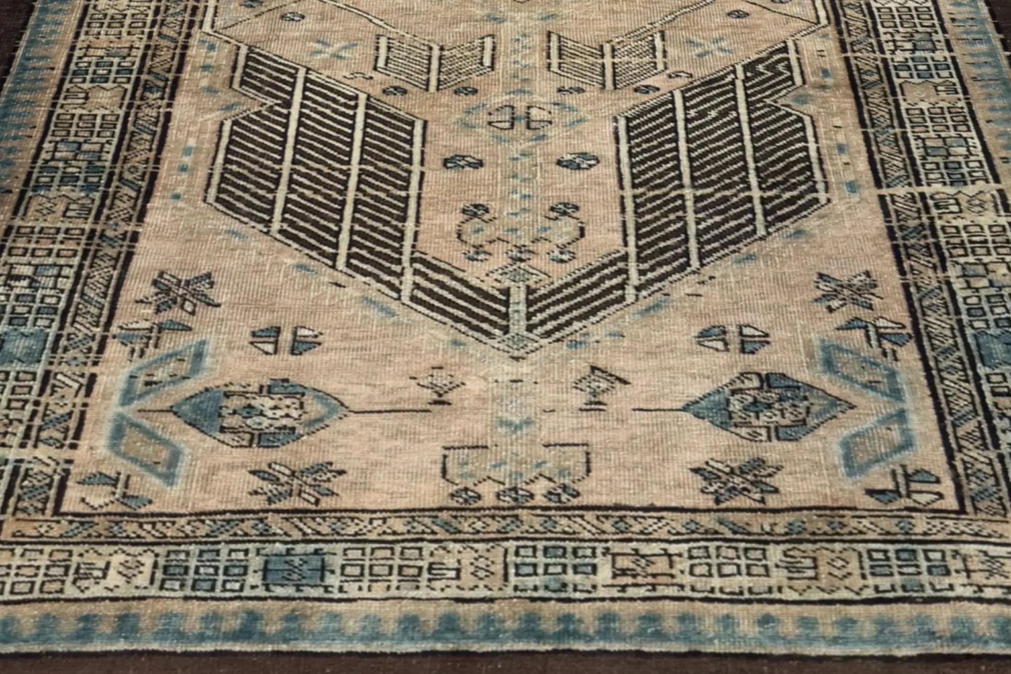 Tessuto a mano Tappeto persiano di piccole dimensioni (44 x 85) - Sarab Design in vendita