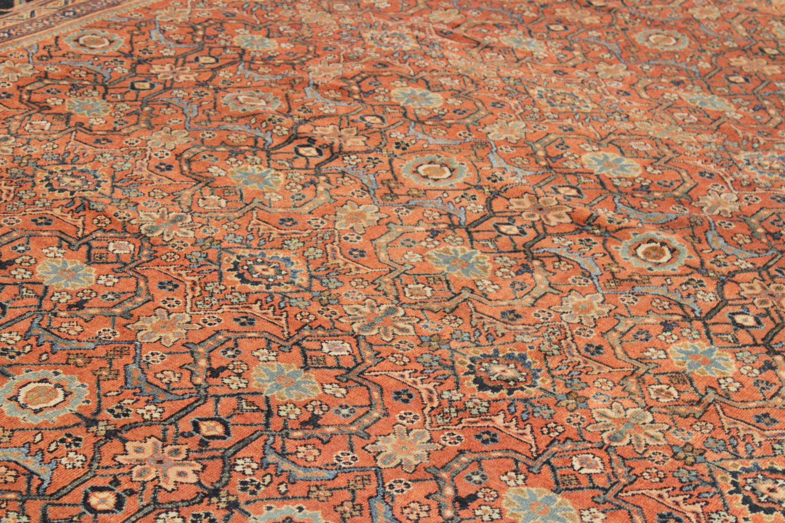 Persian Sultanabad Area Rugs - 10799 In Excellent Condition For Sale In Dallas, TX
