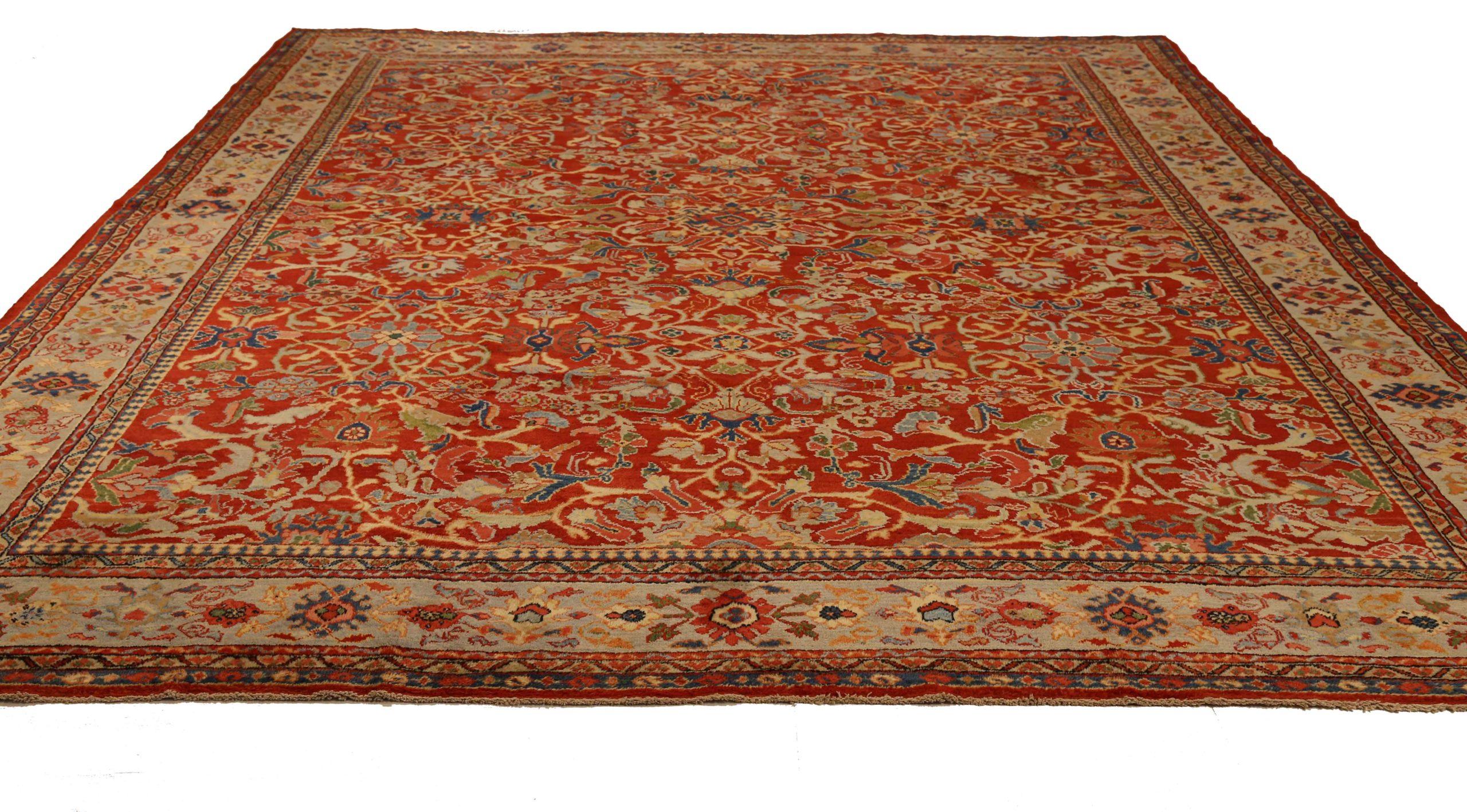 Entdecken Sie die Eleganz des persischen Sultanabad mit Teppichen um 1880. Dieses exklusive Design, das mit viel Liebe zum Detail entworfen wurde, ist perfekt, um Ihren Raum zu verschönern.