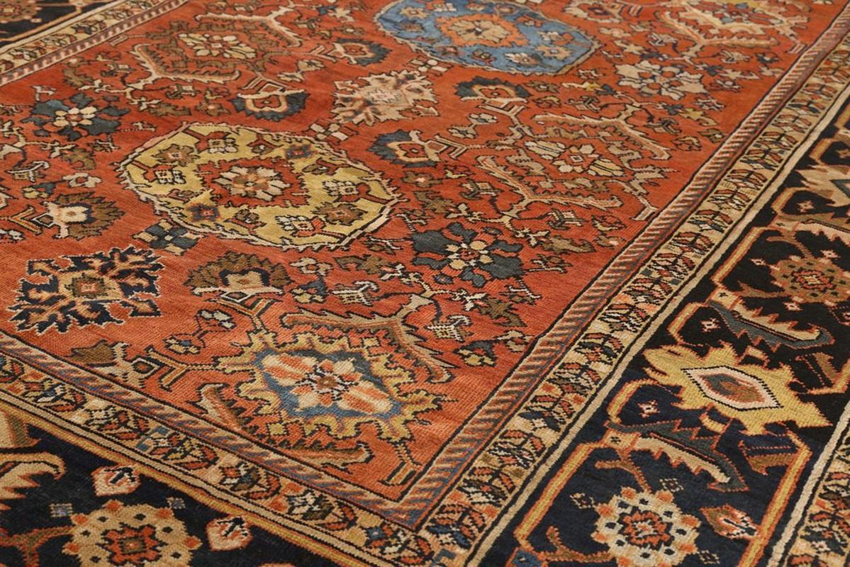 Persische Sultanabad Bereich Teppiche CIRCA 1880 - Wolle Marineblau Rot Gelb 72053 im Zustand „Hervorragend“ im Angebot in Dallas, TX