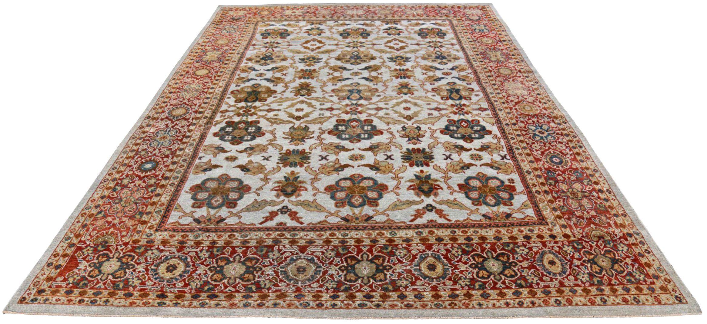 Entdecken Sie die Eleganz der persischen Sultanabad Teppiche von CIRCA 1910. Dieses exklusive Design aus Wolle und Elfenbeinrot ist perfekt, um Ihren Raum zu verschönern.