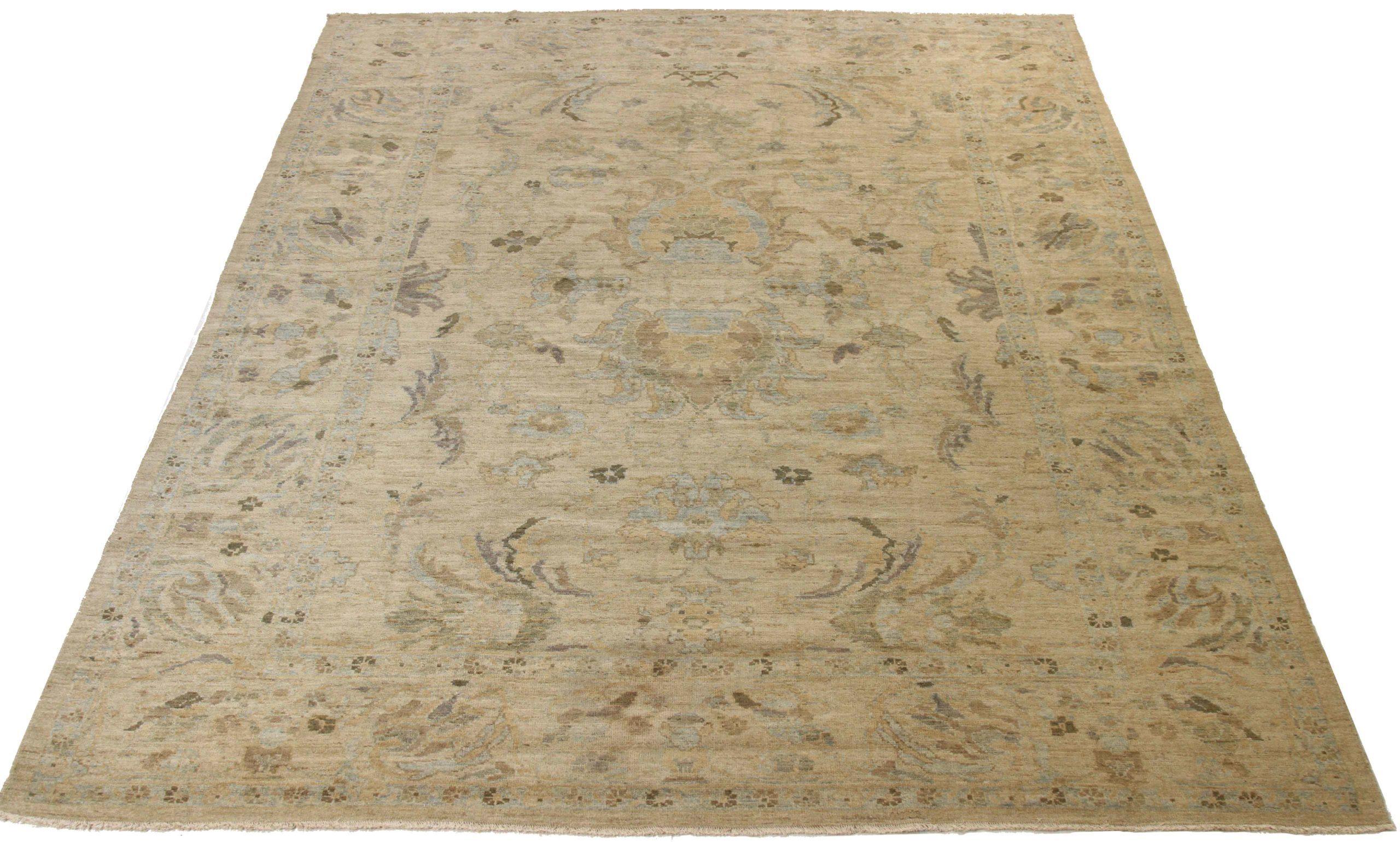 Entdecken Sie die Eleganz der persischen Sultanabad Teppiche von CIRCA 1990. Dieses exklusive Design, das mit viel Liebe zum Detail entworfen wurde, ist perfekt, um Ihren Raum zu verschönern.