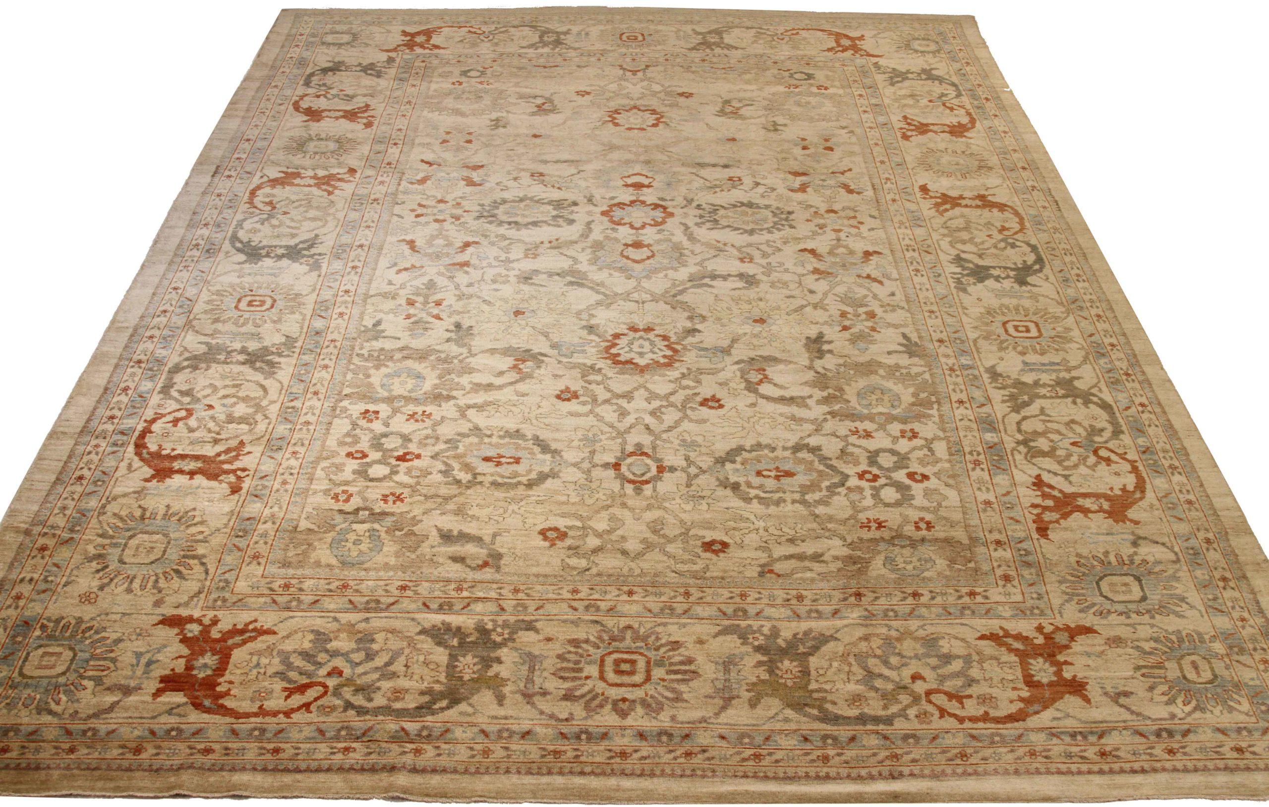 Découvrez l'élégance des tapis persans Sultanabad de Circa 1990. Conçu avec une attention méticuleuse aux détails, ce design exclusif est parfait pour mettre en valeur votre espace.