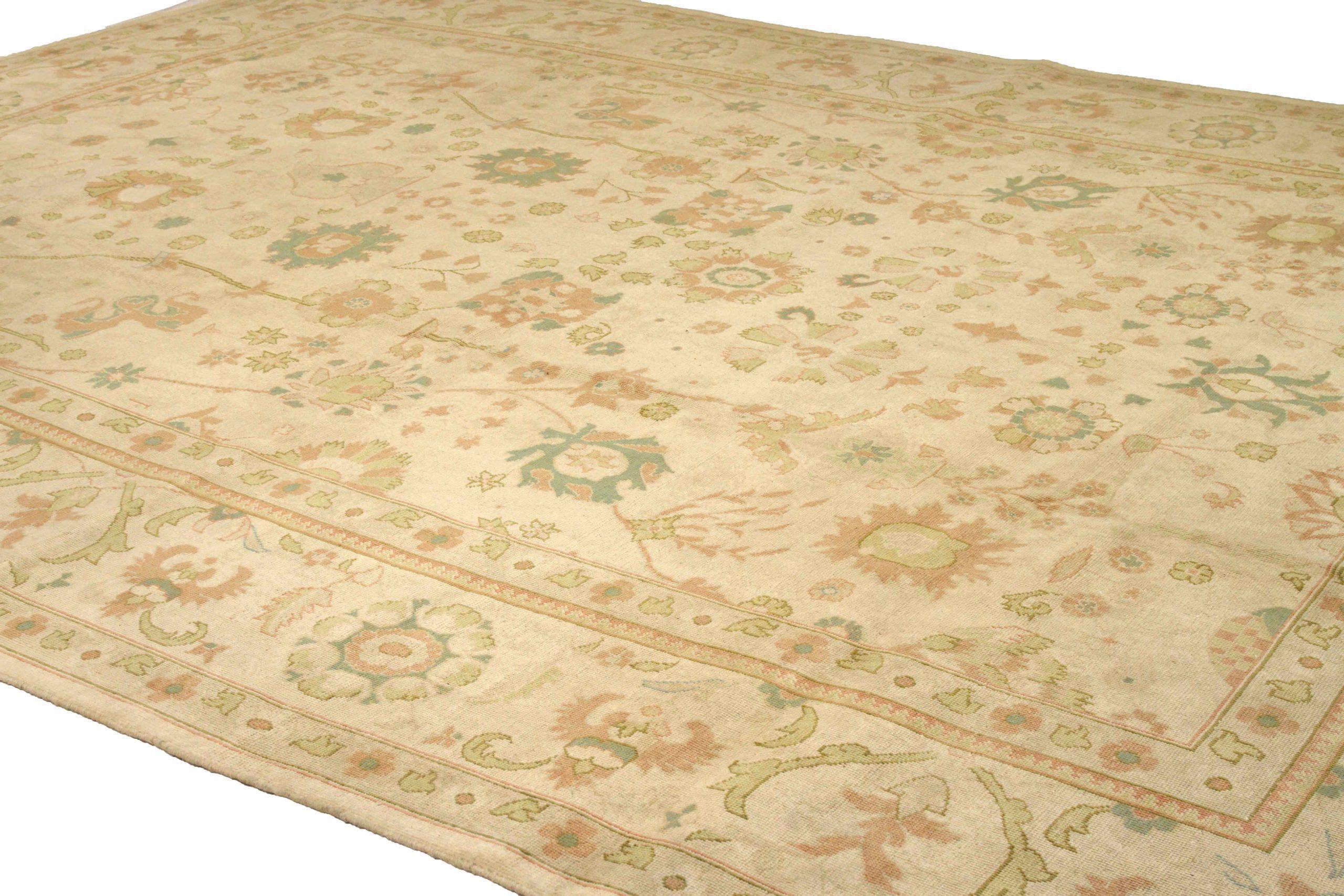 Asian Persian Sultanabad Area Rugs Circa 1990 - 53751 For Sale