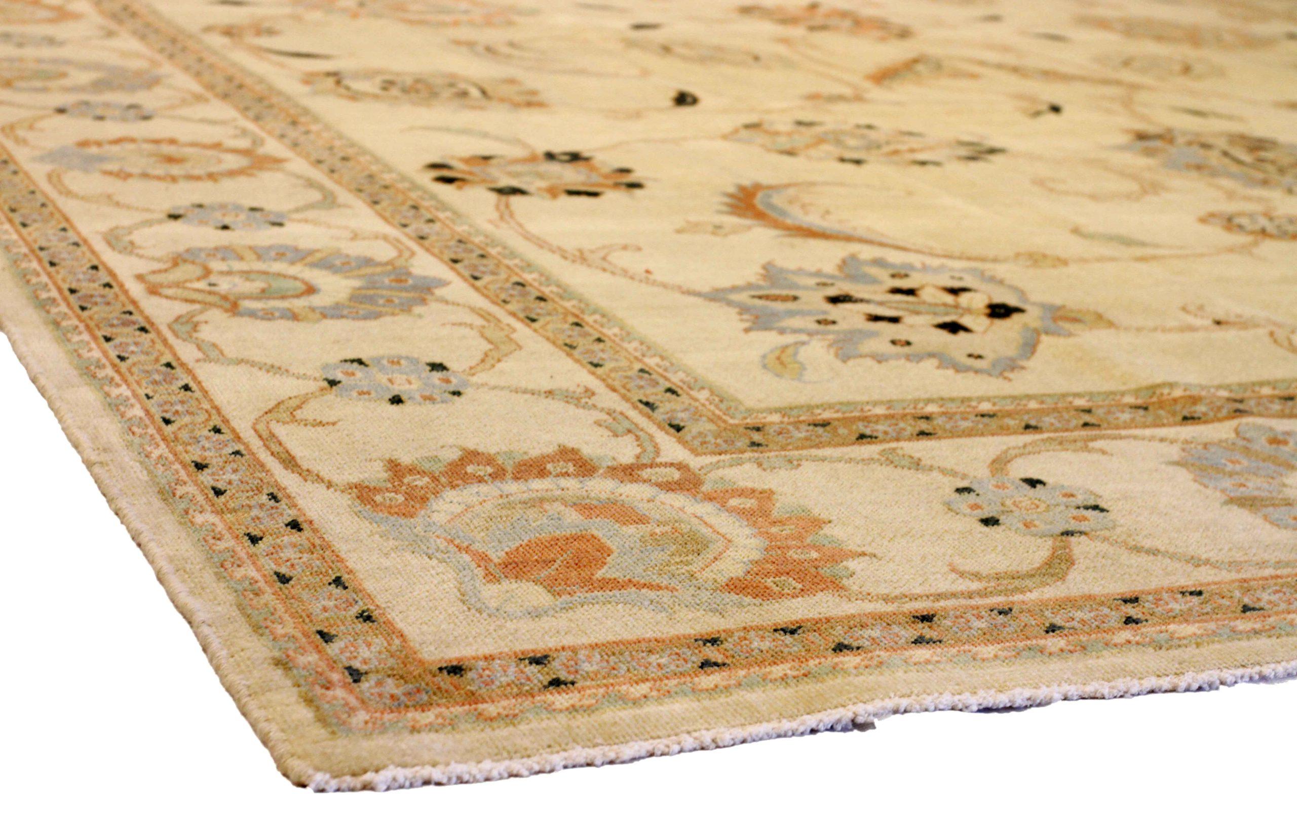 Persian Sultanabad Area Rugs Circa 1990 - 53751 In Excellent Condition For Sale In Dallas, TX