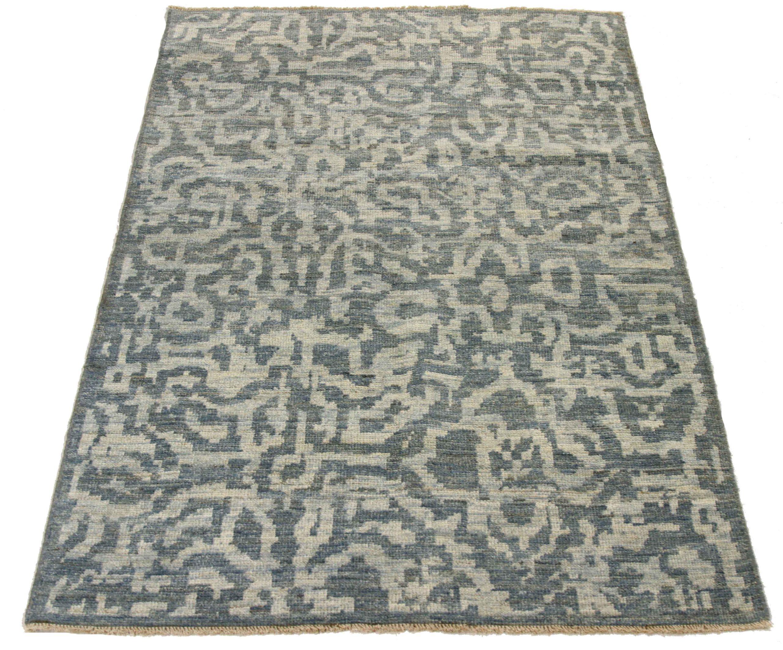 Entdecken Sie die Eleganz der persischen Sultanabad Teppiche von CIRCA 1990. Dieses exklusive Design, das mit viel Liebe zum Detail entworfen wurde, ist perfekt, um Ihren Raum zu verschönern.