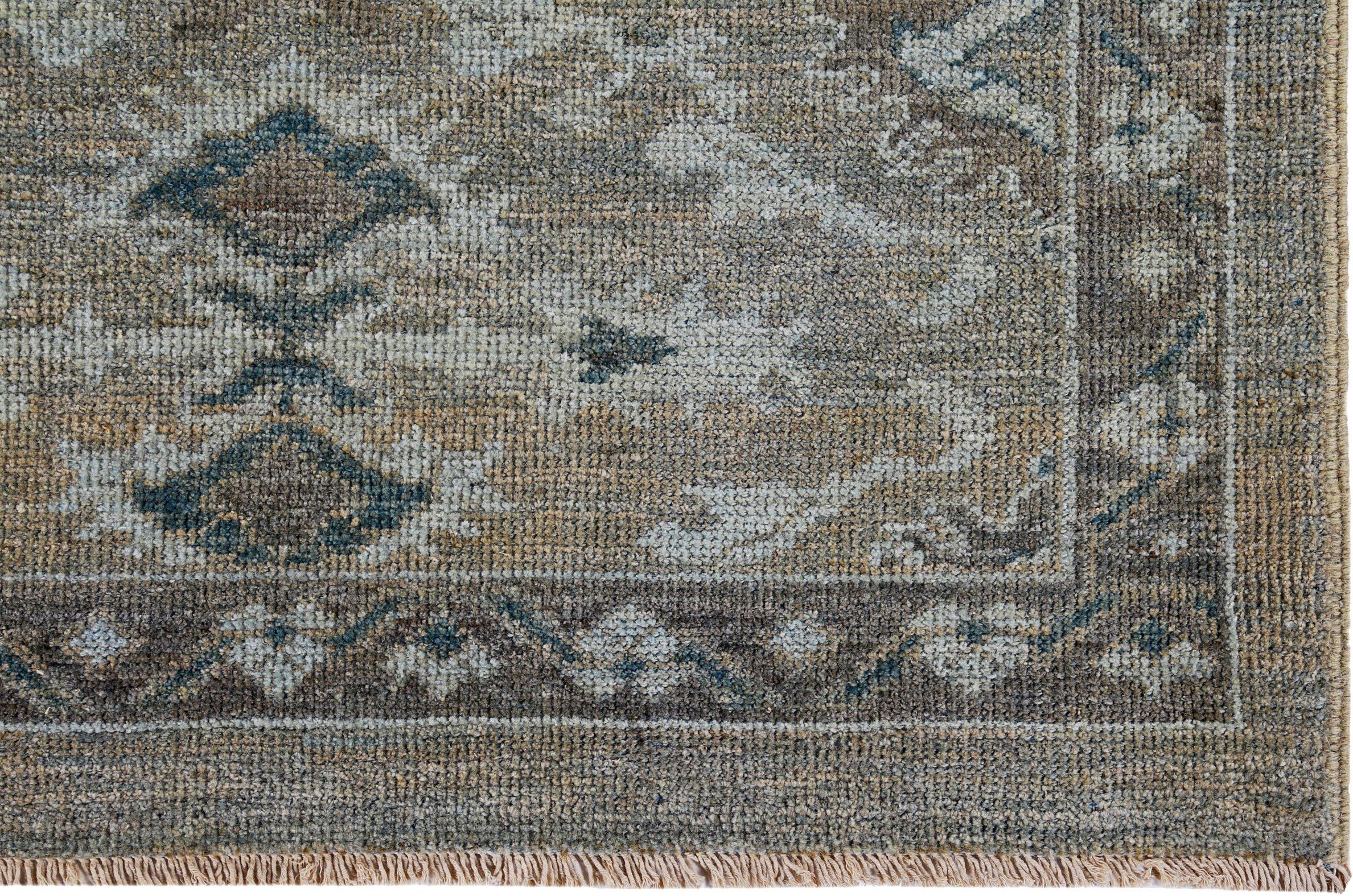 Persische Sultanabad Teppiche Circa 1990 - Wolle Braun Elfenbein Design - 89374 im Zustand „Hervorragend“ im Angebot in Dallas, TX