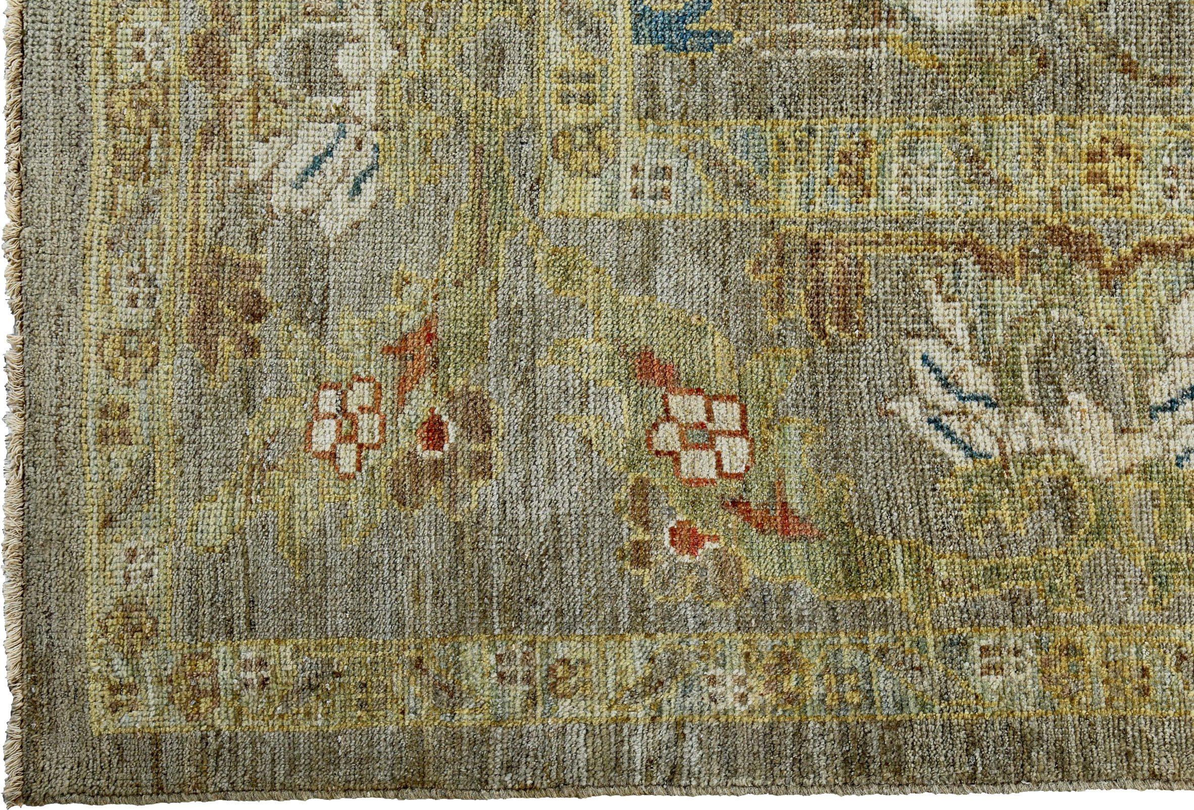 Asiatique Tapis persans de Sultanabad datant d'environ 1990, motif en laine gris rouge jaune - 89351 en vente