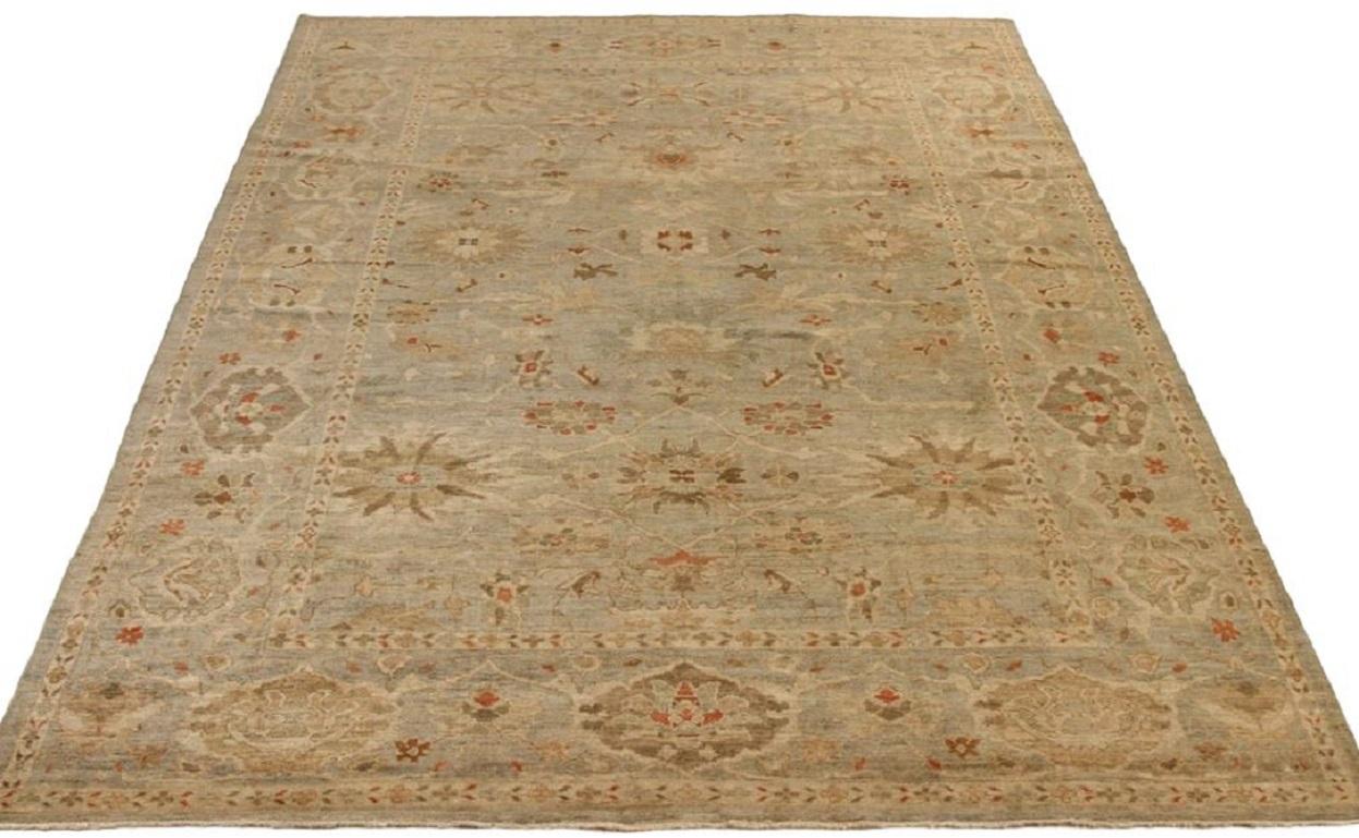 Scopri l'eleganza dei Sultanabad Rugs persiani. Progettato con una meticolosa attenzione ai dettagli, questo design esclusivo è perfetto per valorizzare il tuo spazio.