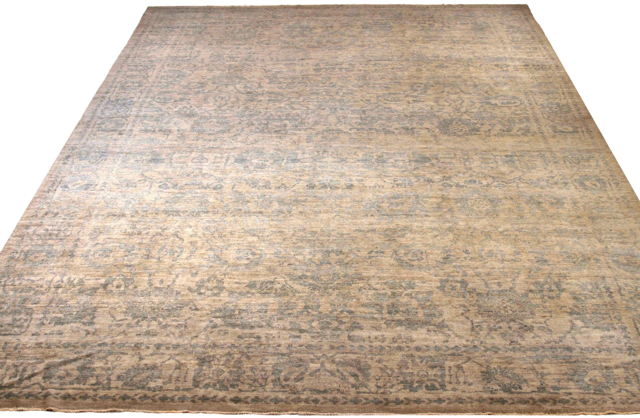 Entdecken Sie die Eleganz des persischen Sultanabad mit seinen Teppichen. Dieses exklusive Design, das mit viel Liebe zum Detail entworfen wurde, ist perfekt, um Ihren Raum zu verschönern.
